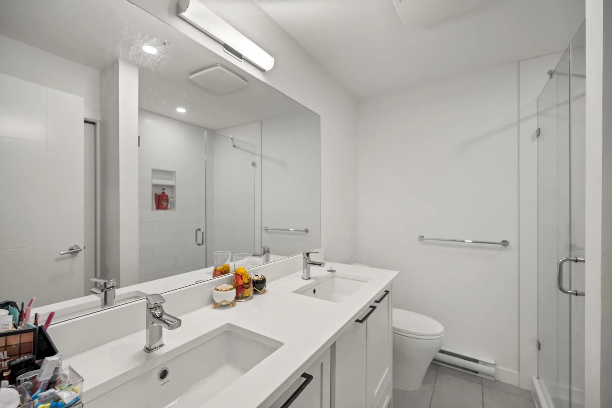 424 5415 Brydon Crescent