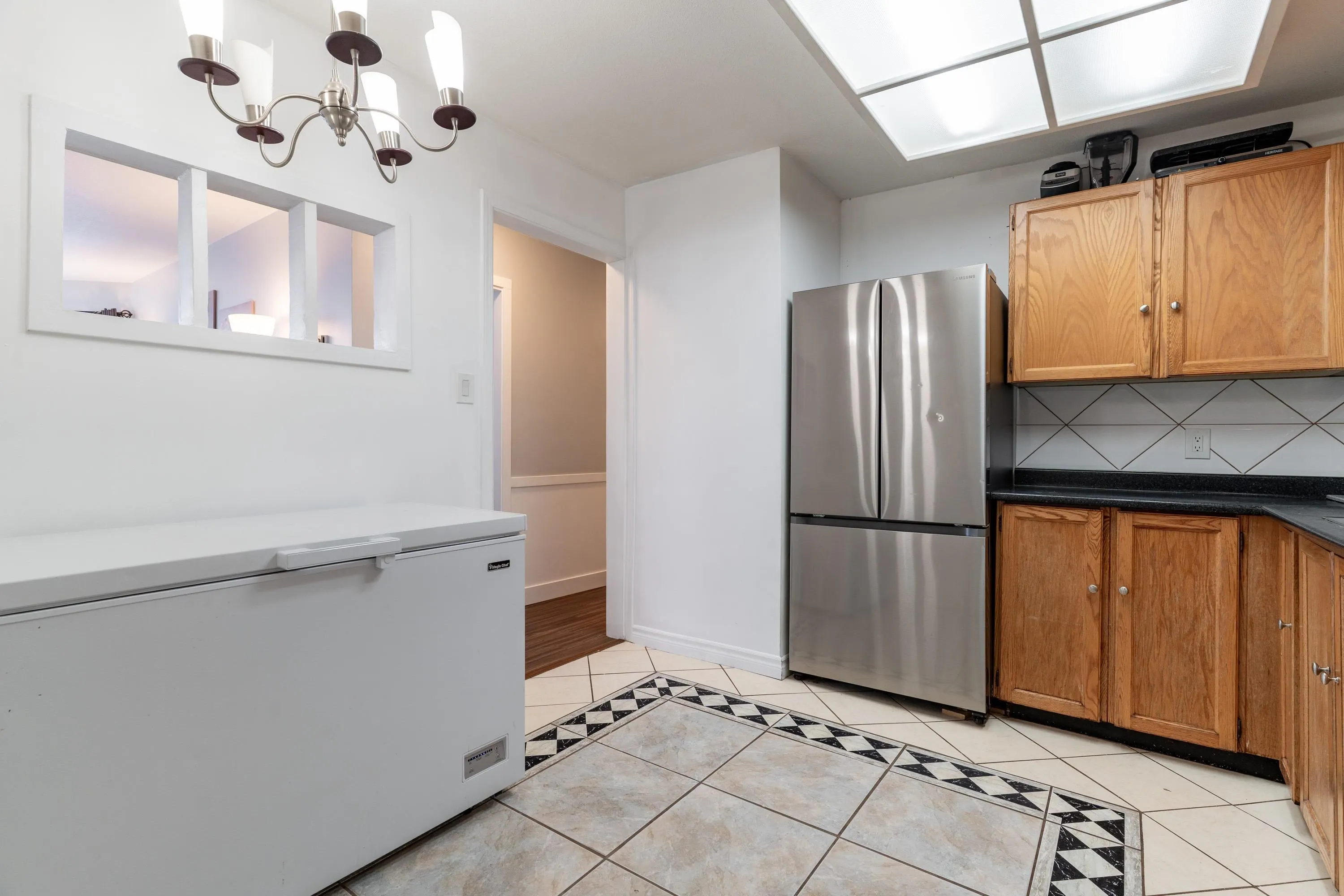 105 22222 119 Avenue