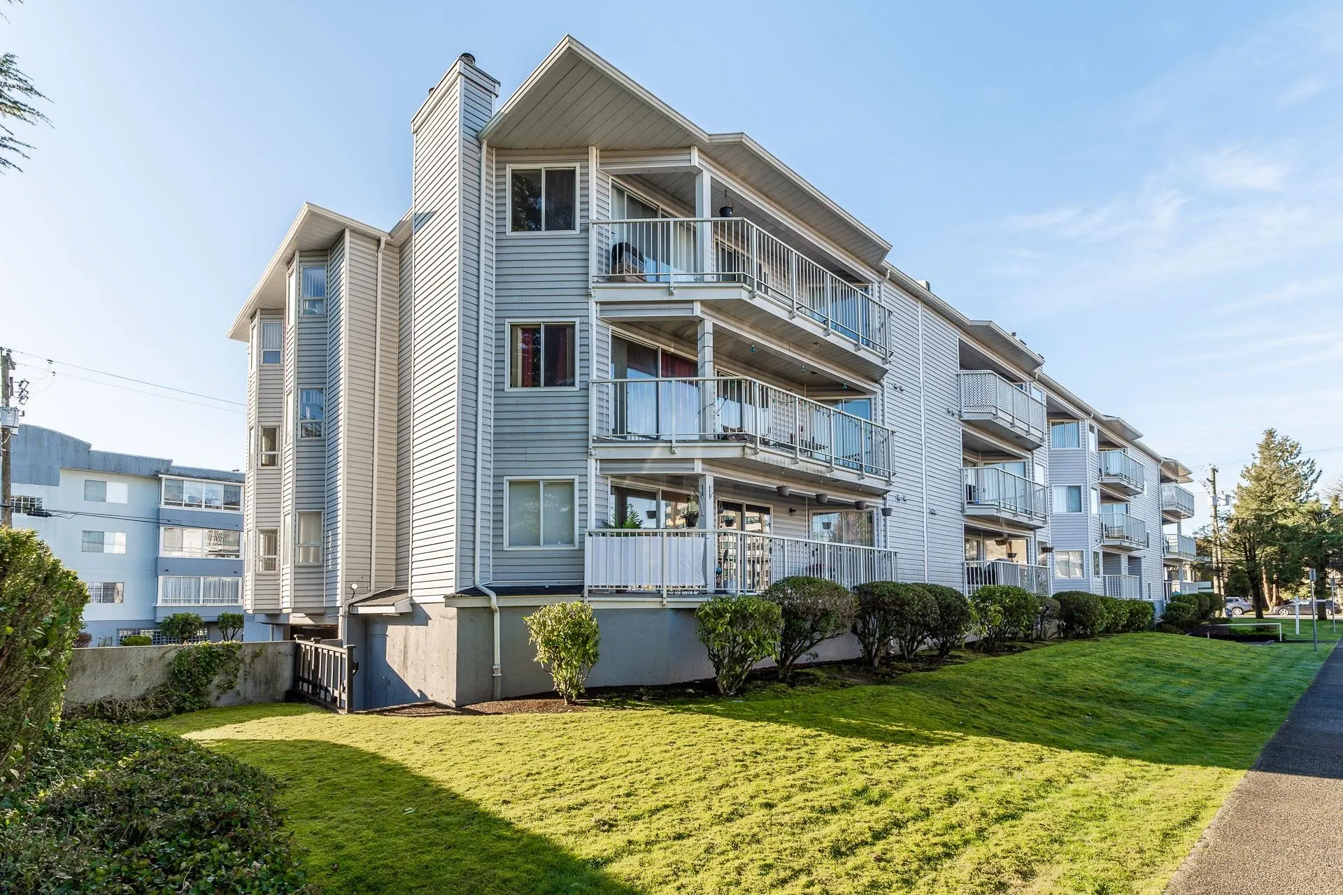 105 22222 119 Avenue