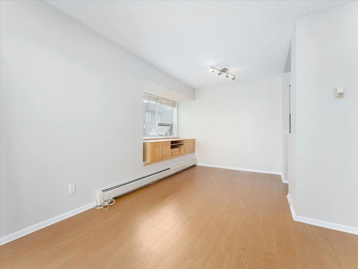 202 1550 Chesterfield Avenue