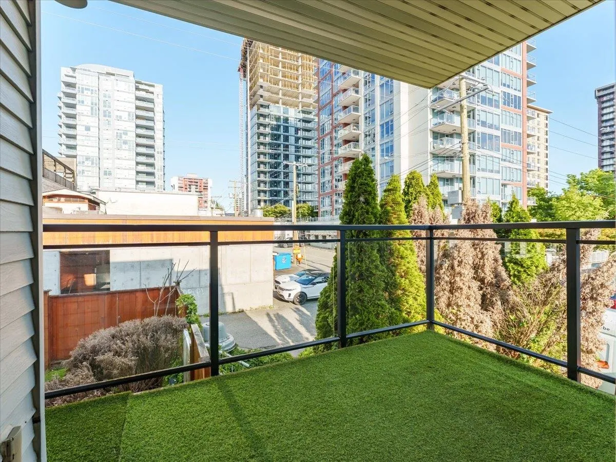 202 1550 Chesterfield Avenue