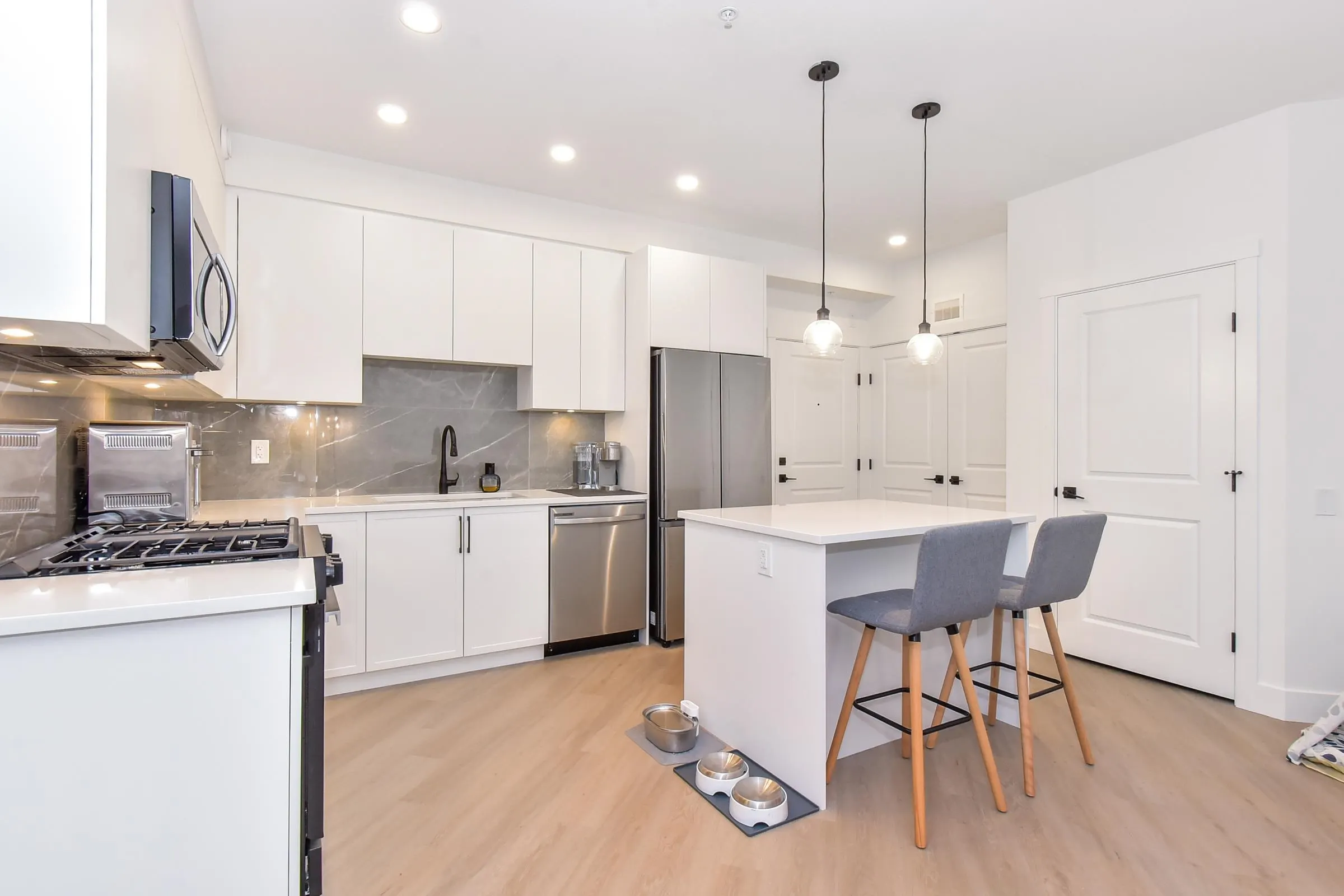 311 3438 146a Street