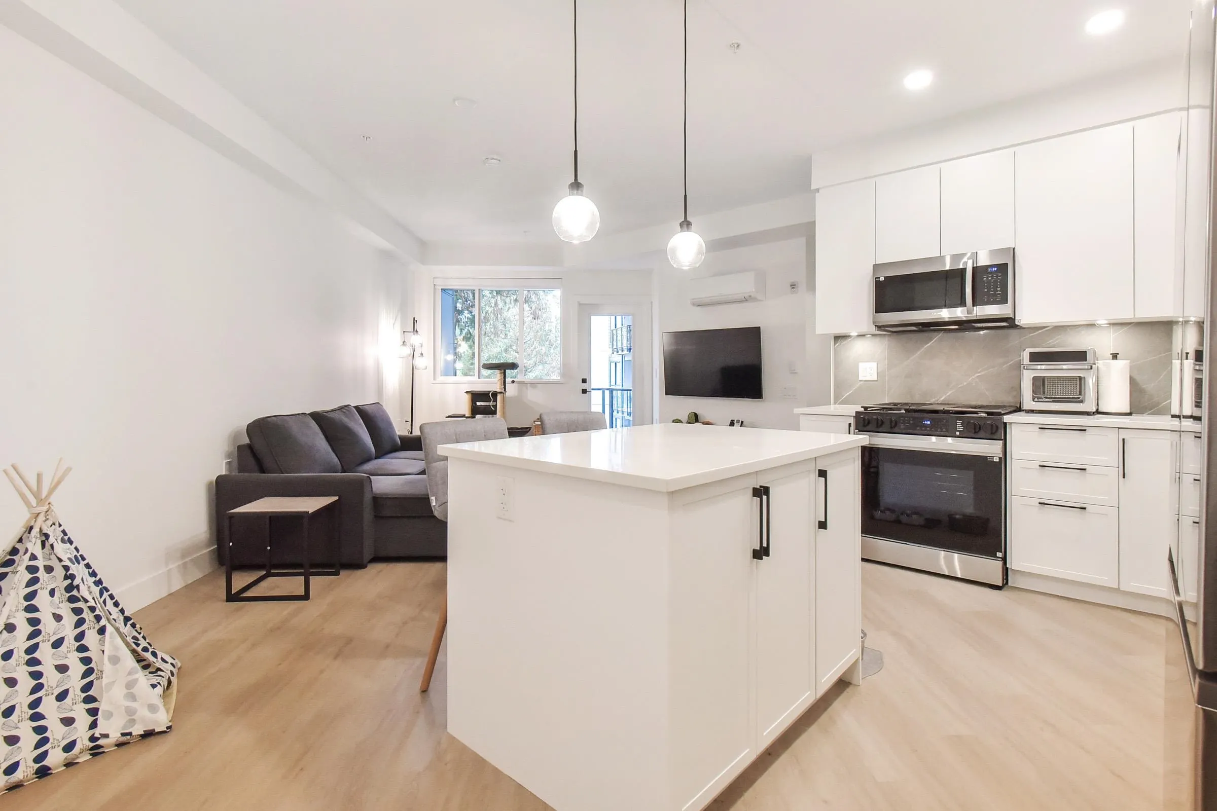 311 3438 146a Street