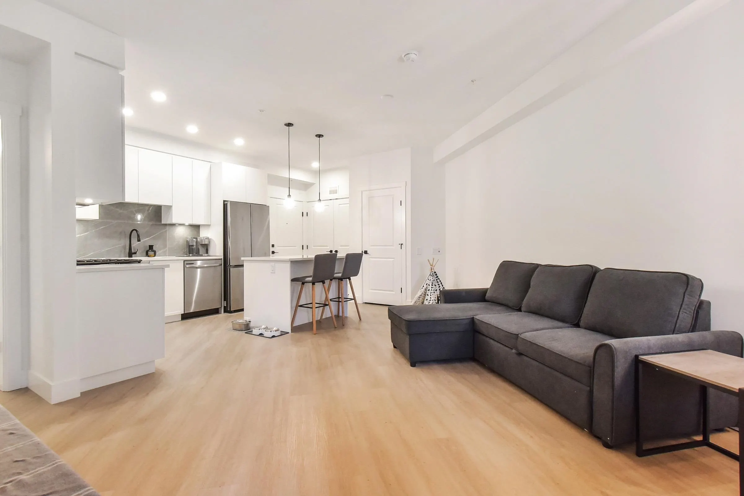 311 3438 146a Street