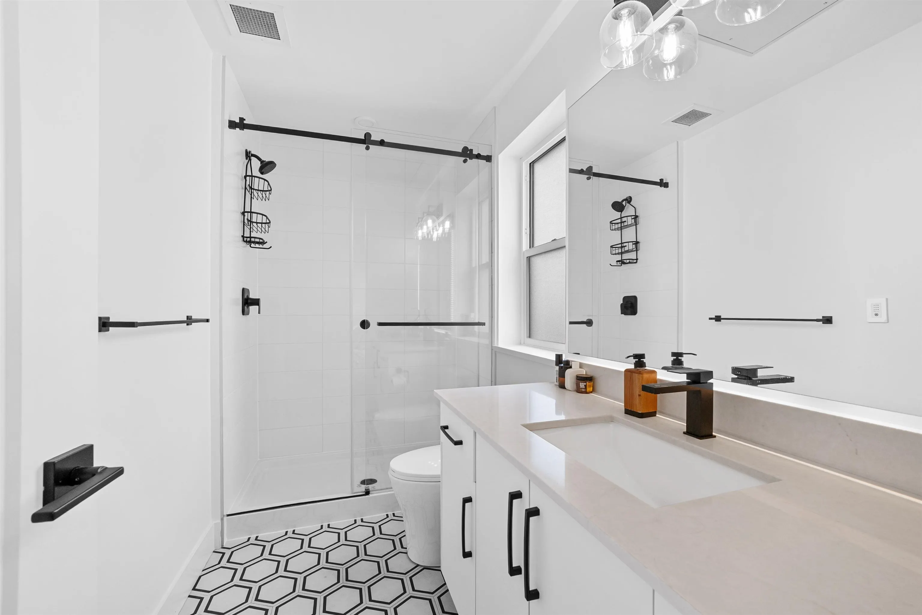 405 20286 72b Avenue