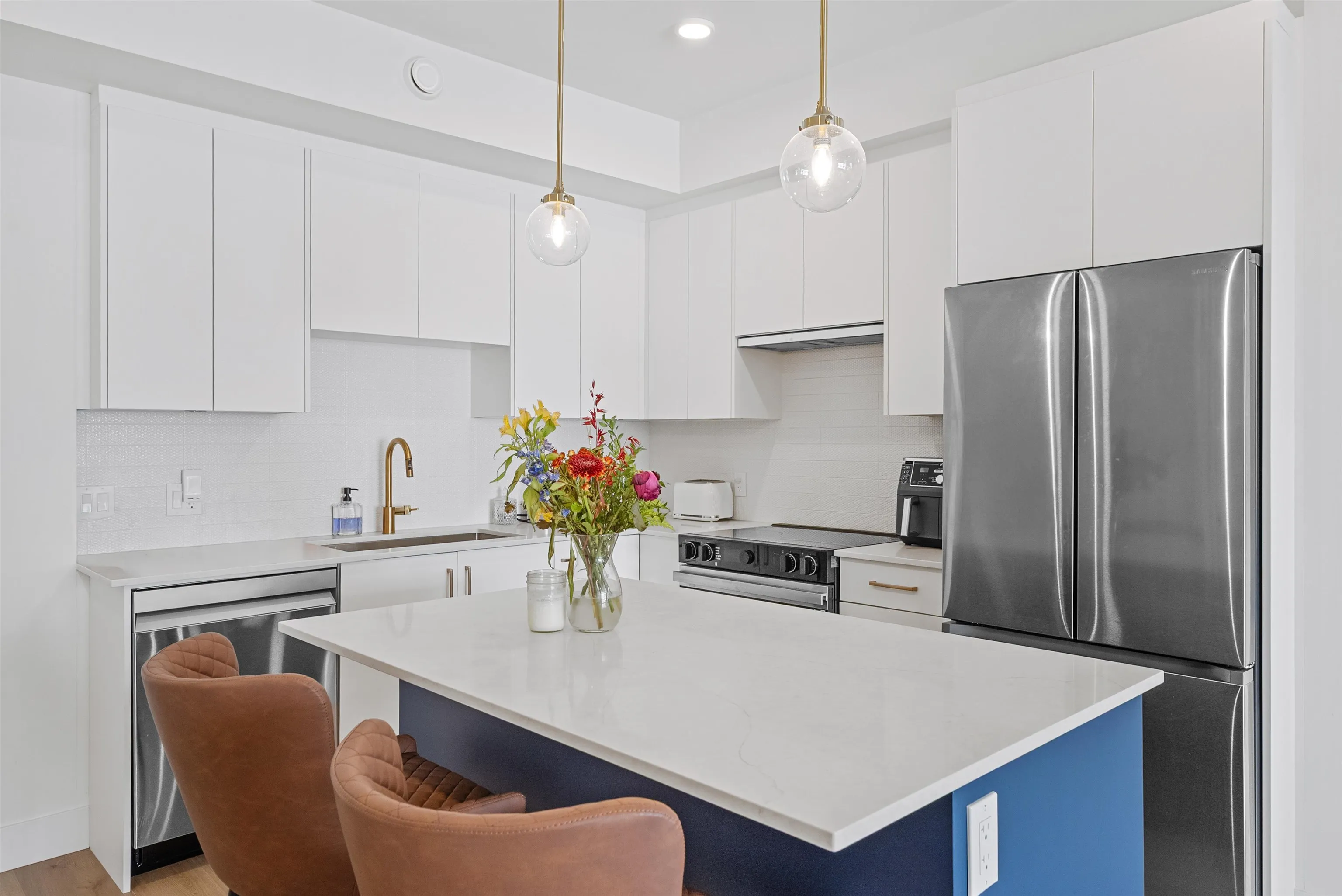 405 20286 72b Avenue