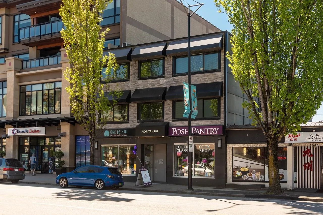 202 4548 Hastings Street