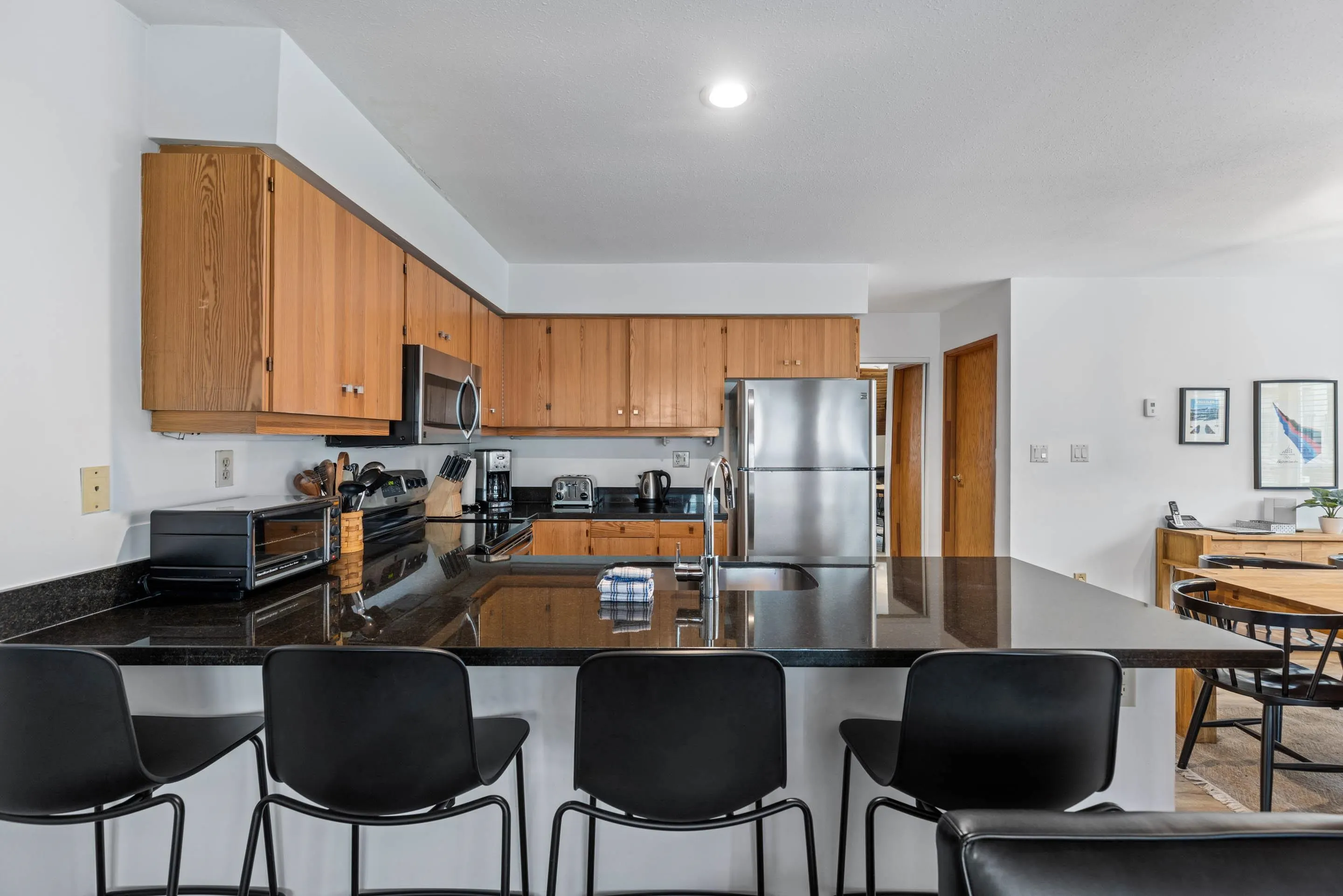 A 4324 Sunrise Alley