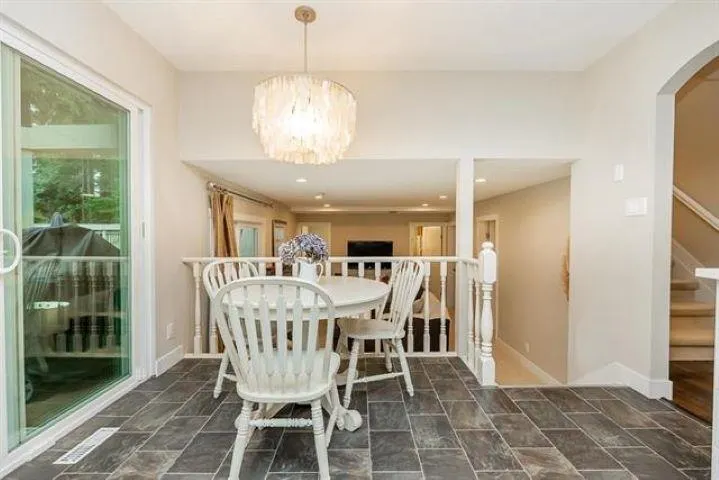 6833 Sussex Crescent