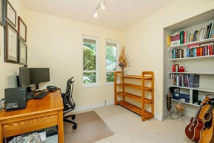 6833 Sussex Crescent