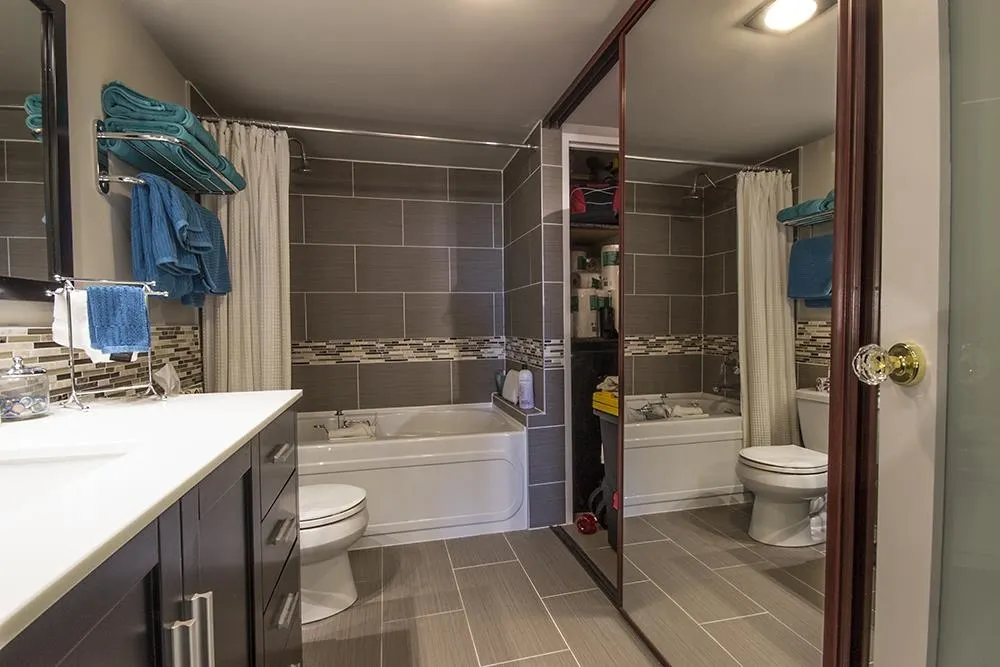 1004 6651 Minoru Boulevard