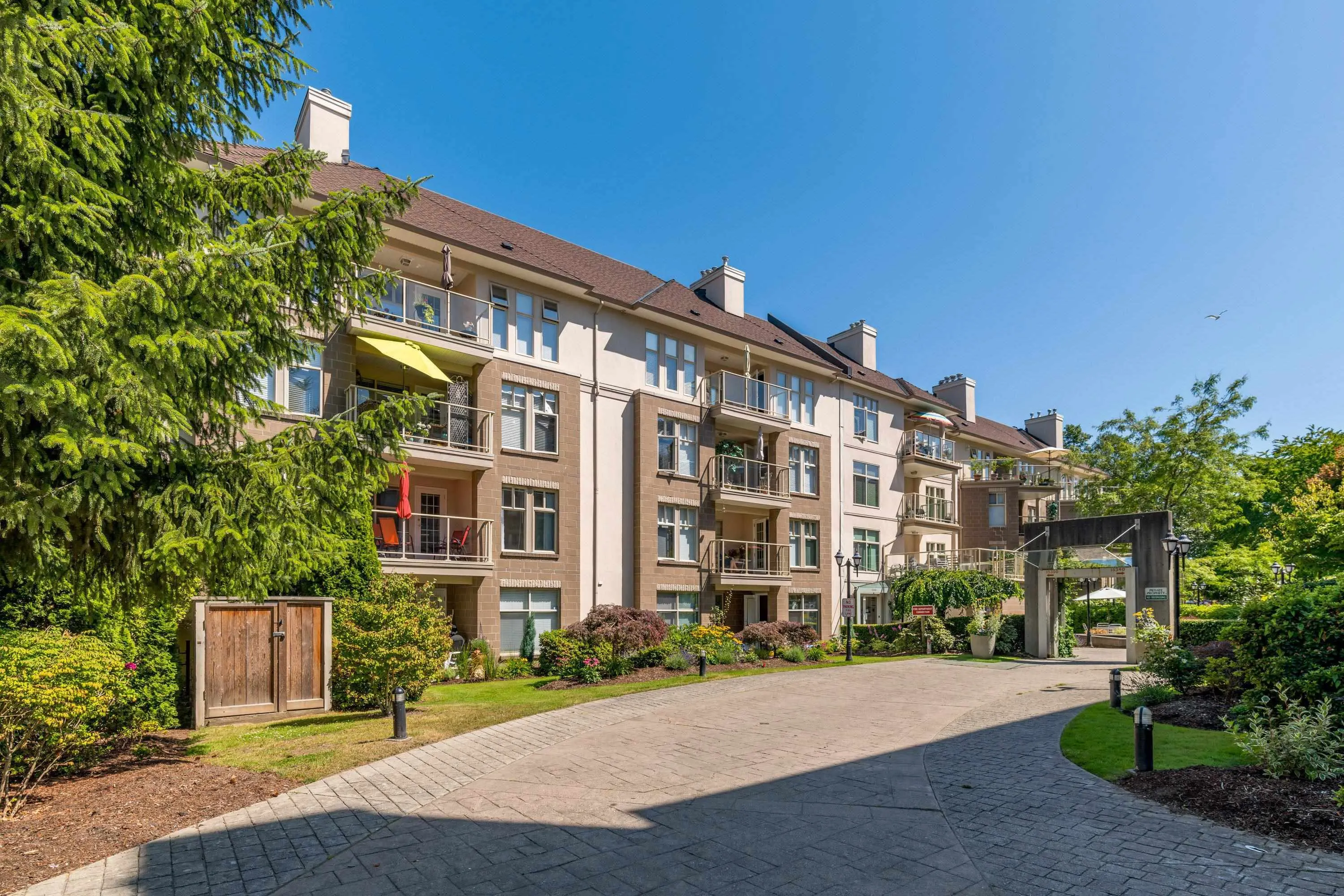 209 15350 19a Avenue