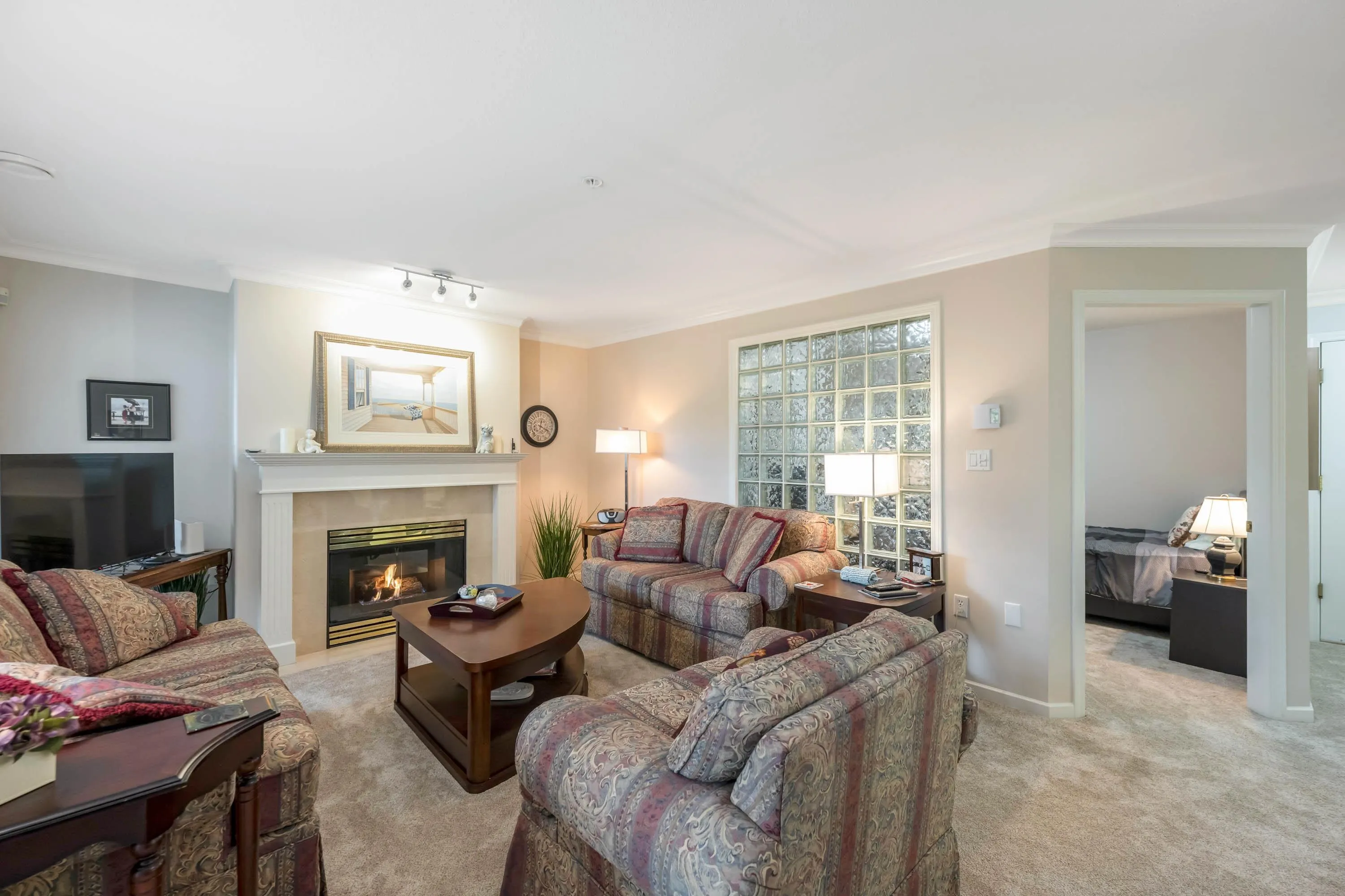 209 15350 19a Avenue