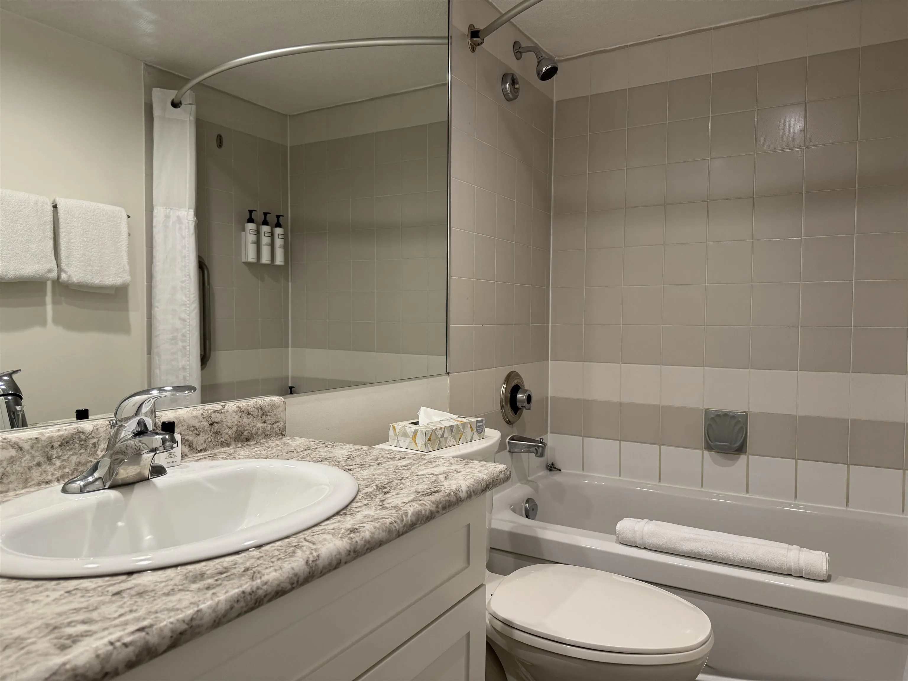 231 W7 2050 Lake Placid Road