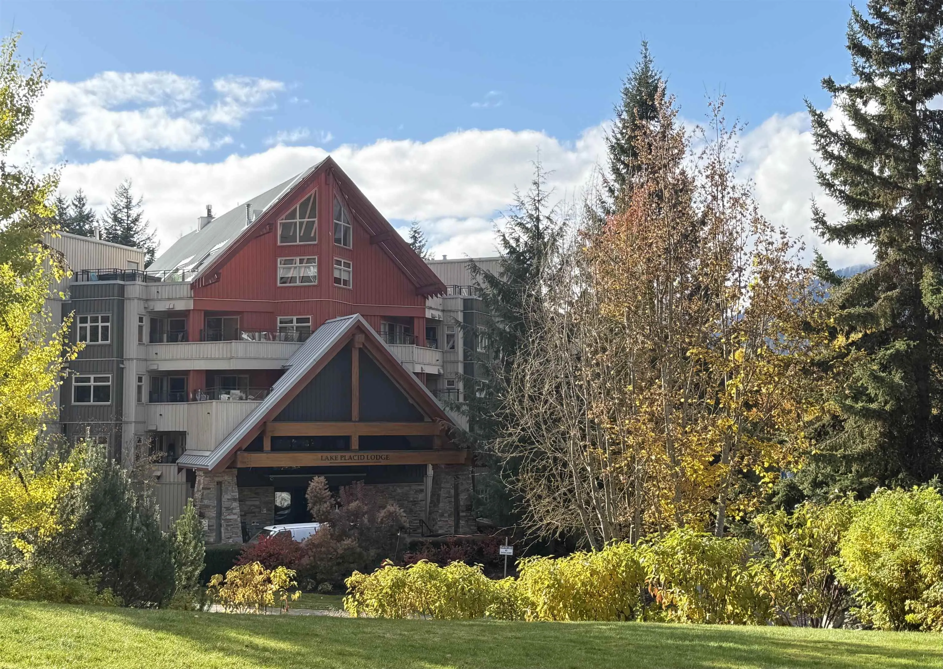 231 W7 2050 Lake Placid Road