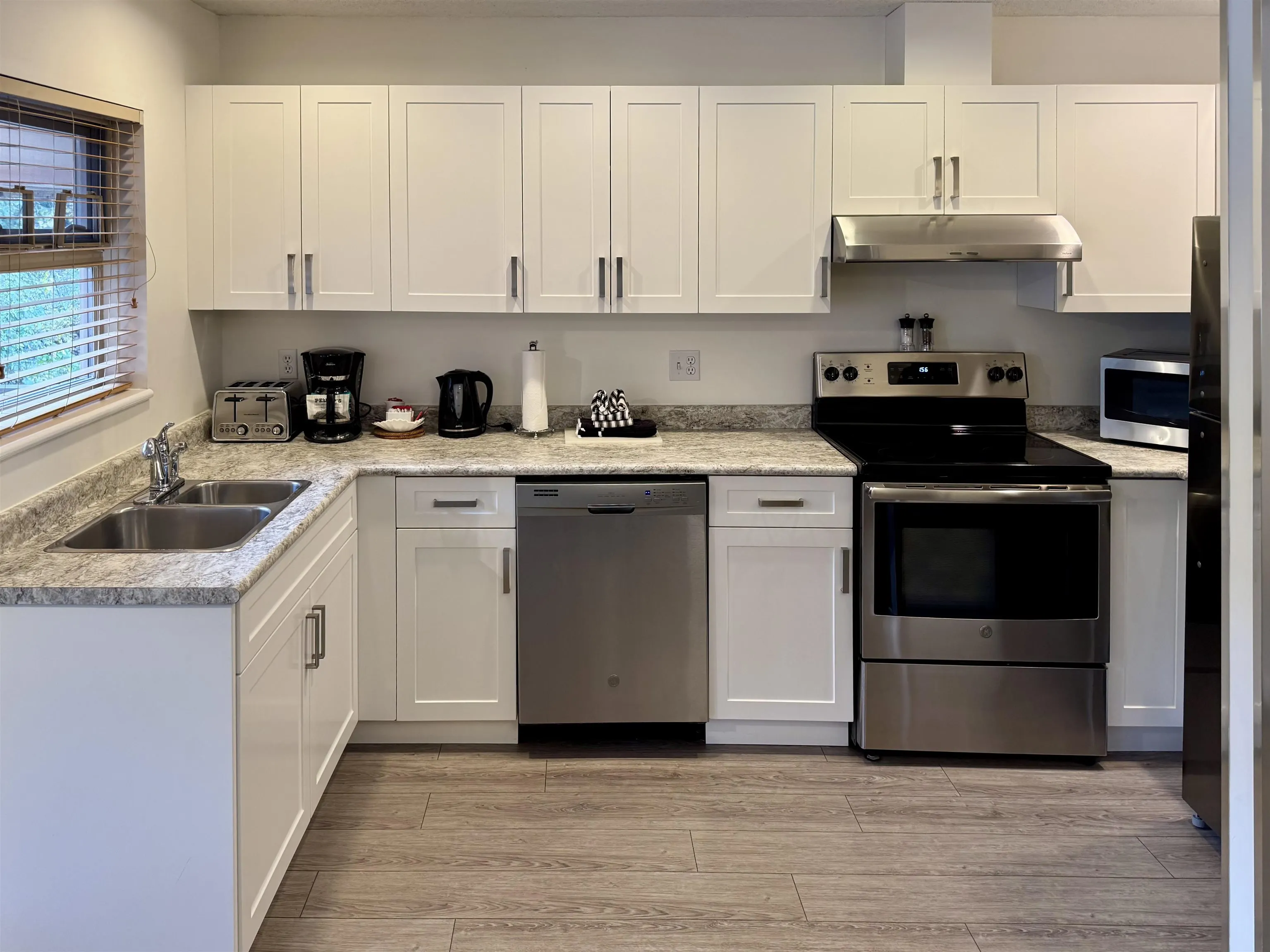 231 W7 2050 Lake Placid Road