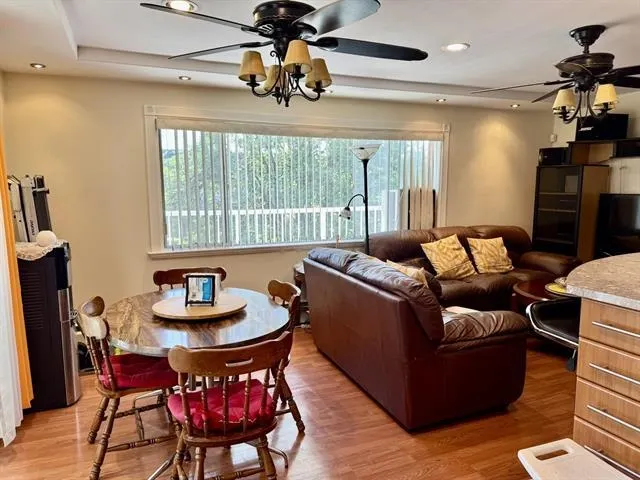 208 815 Fourth Avenue