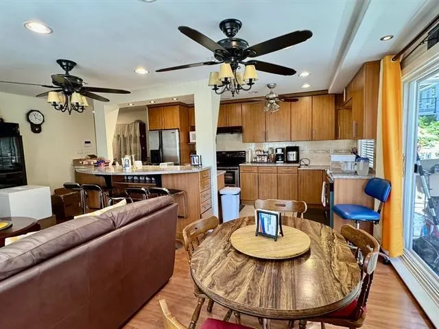 208 815 Fourth Avenue