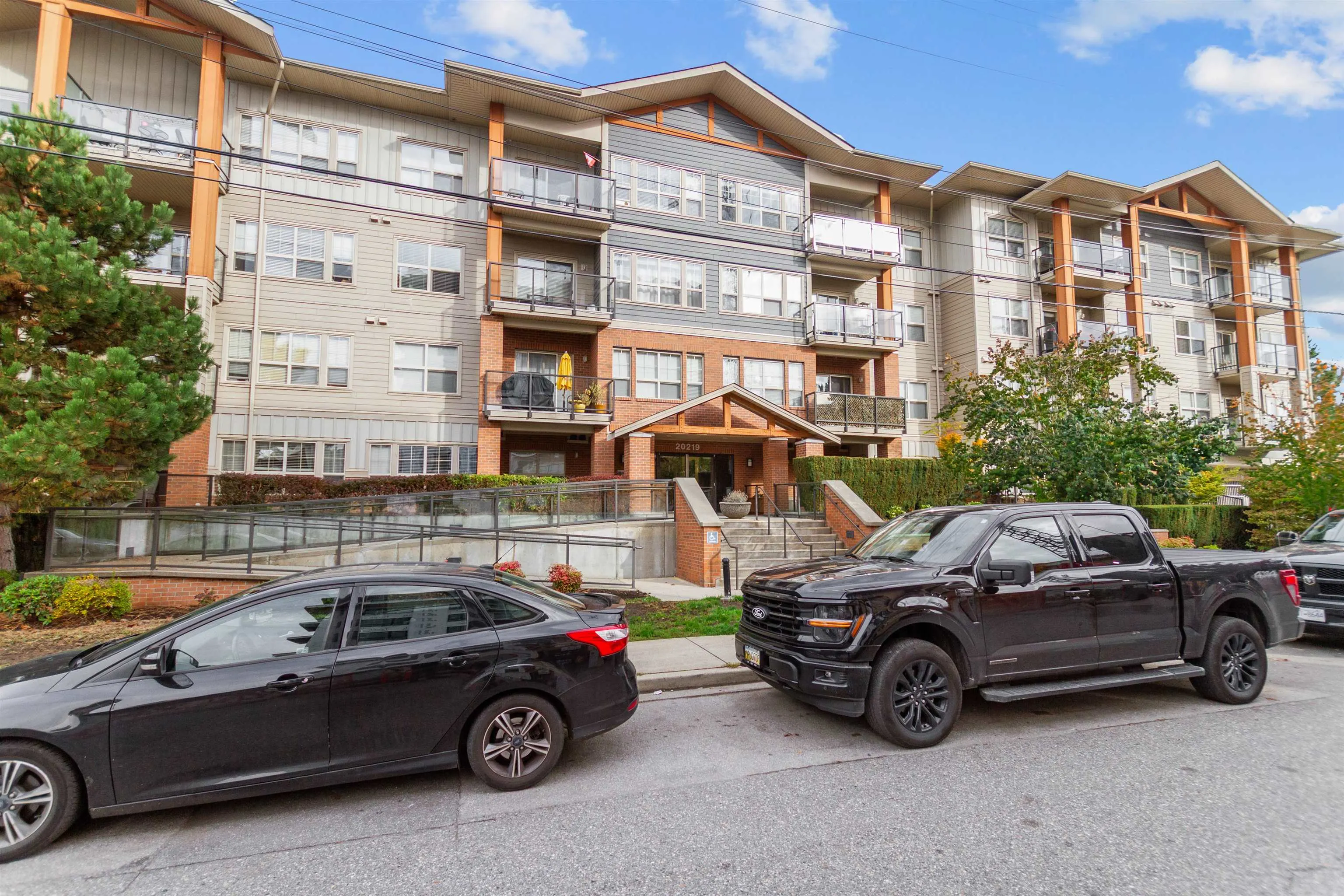 210 20219 54a Avenue