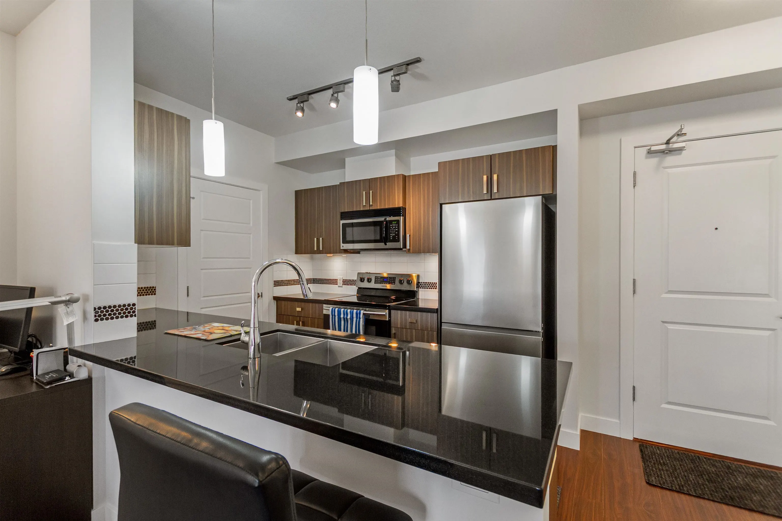 210 20219 54a Avenue