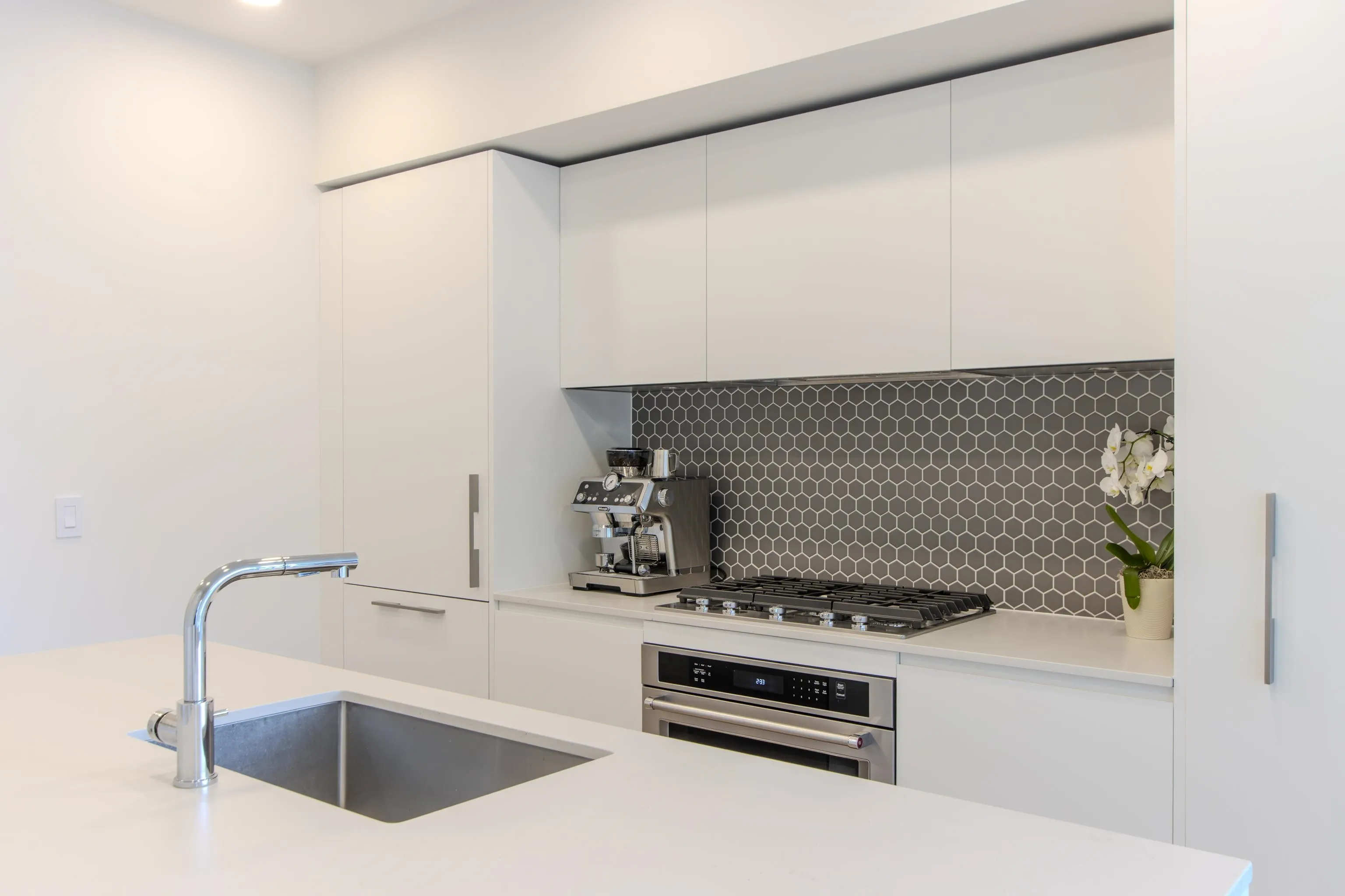 303 1500 Scott Crescent