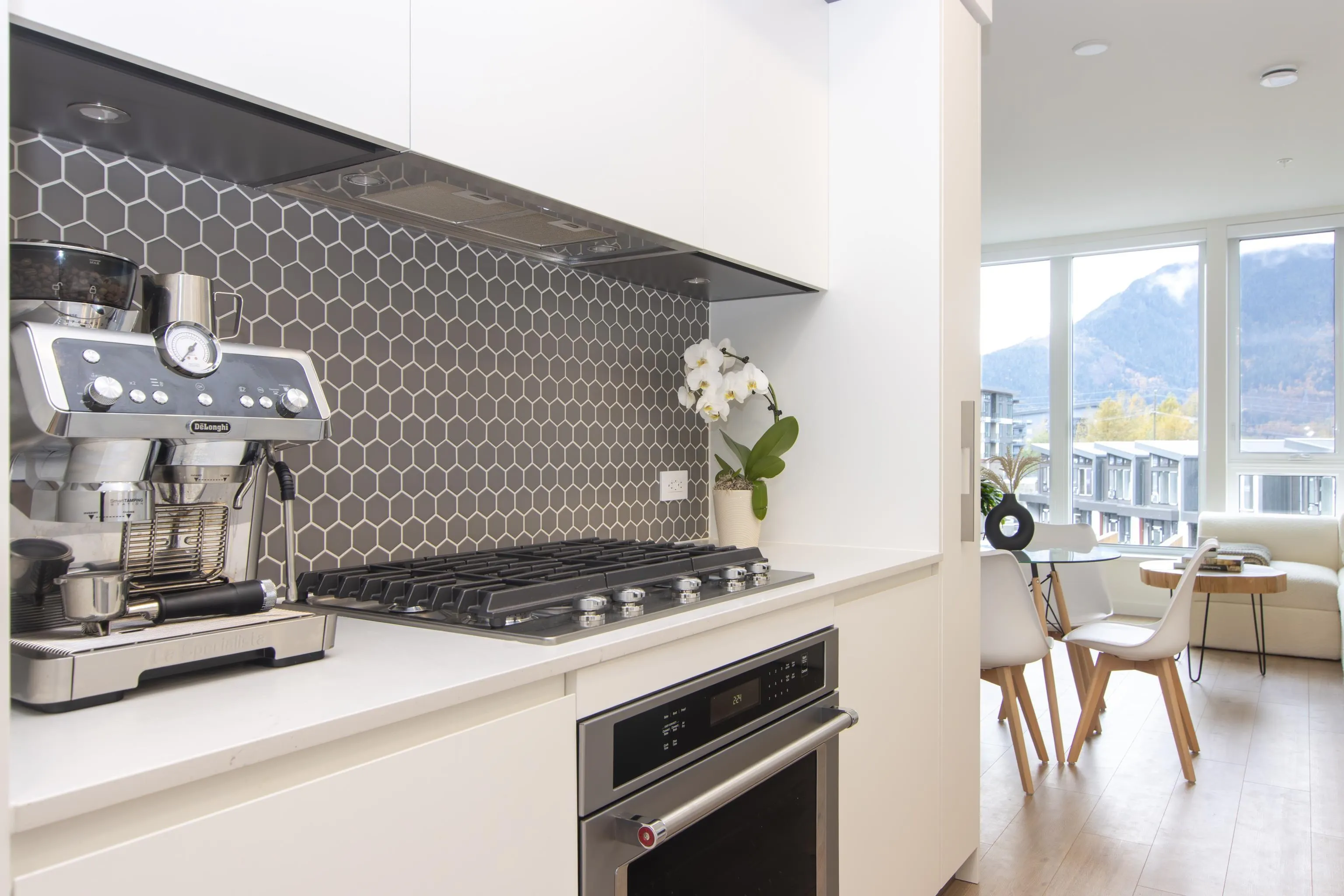 303 1500 Scott Crescent