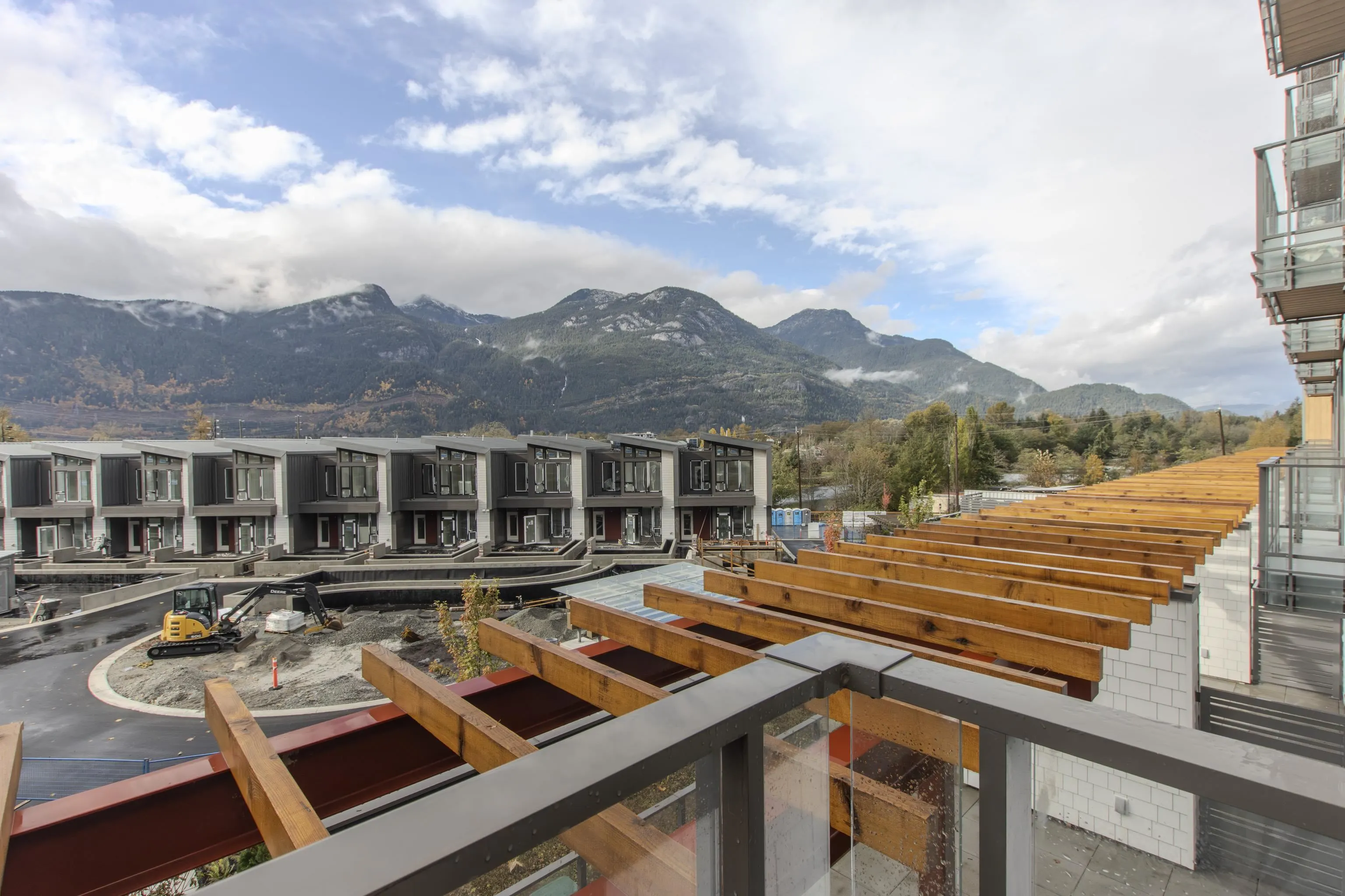 303 1500 Scott Crescent