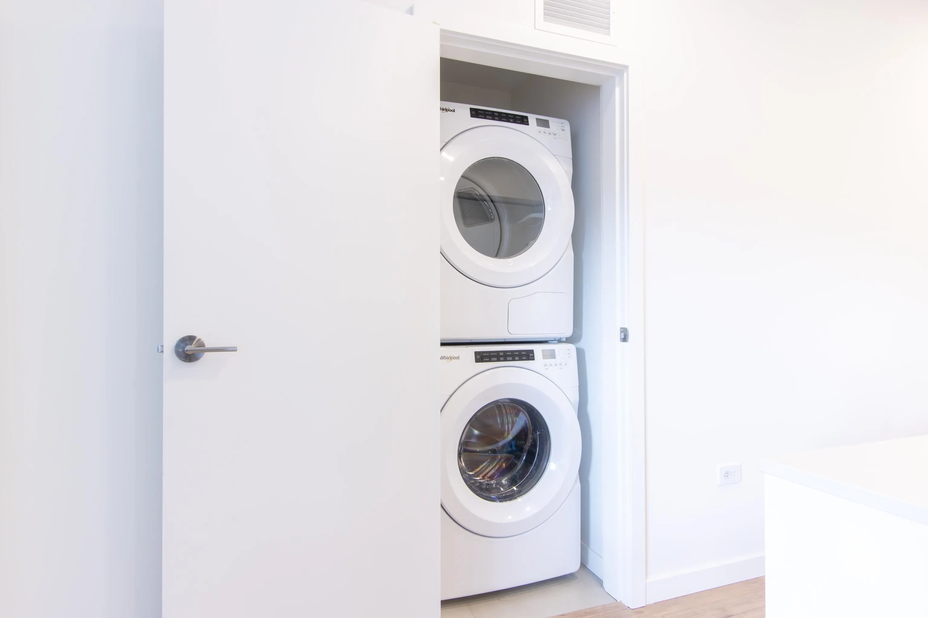 303 1500 Scott Crescent