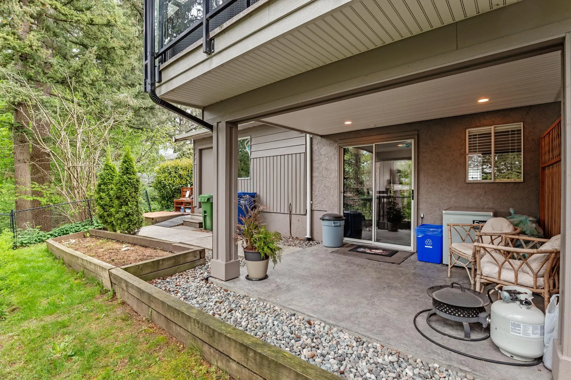 2837 Cambridge Street