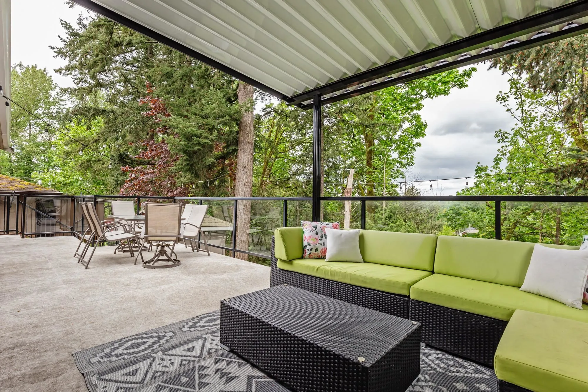 2837 Cambridge Street