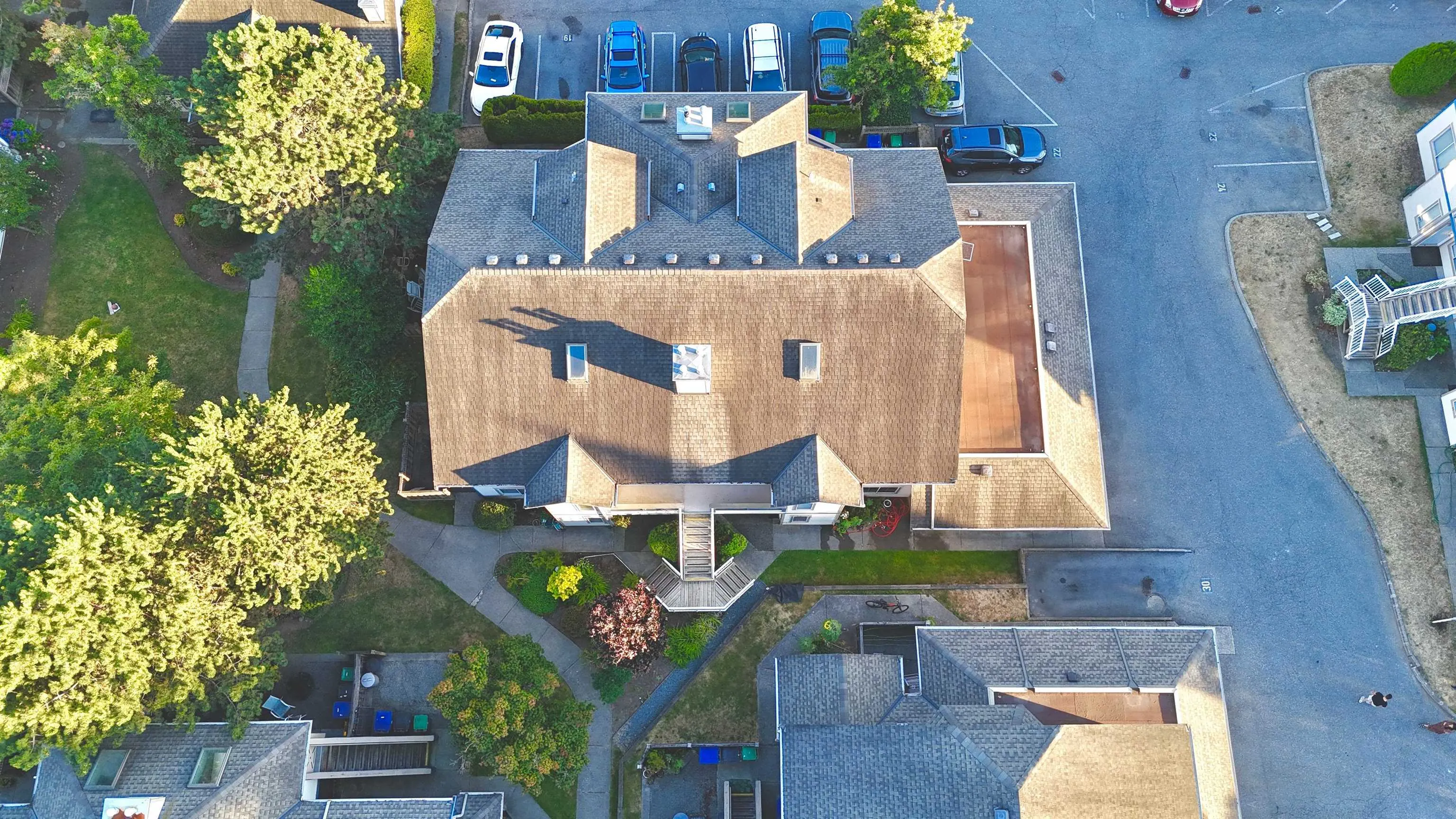 113 7837 120a Street