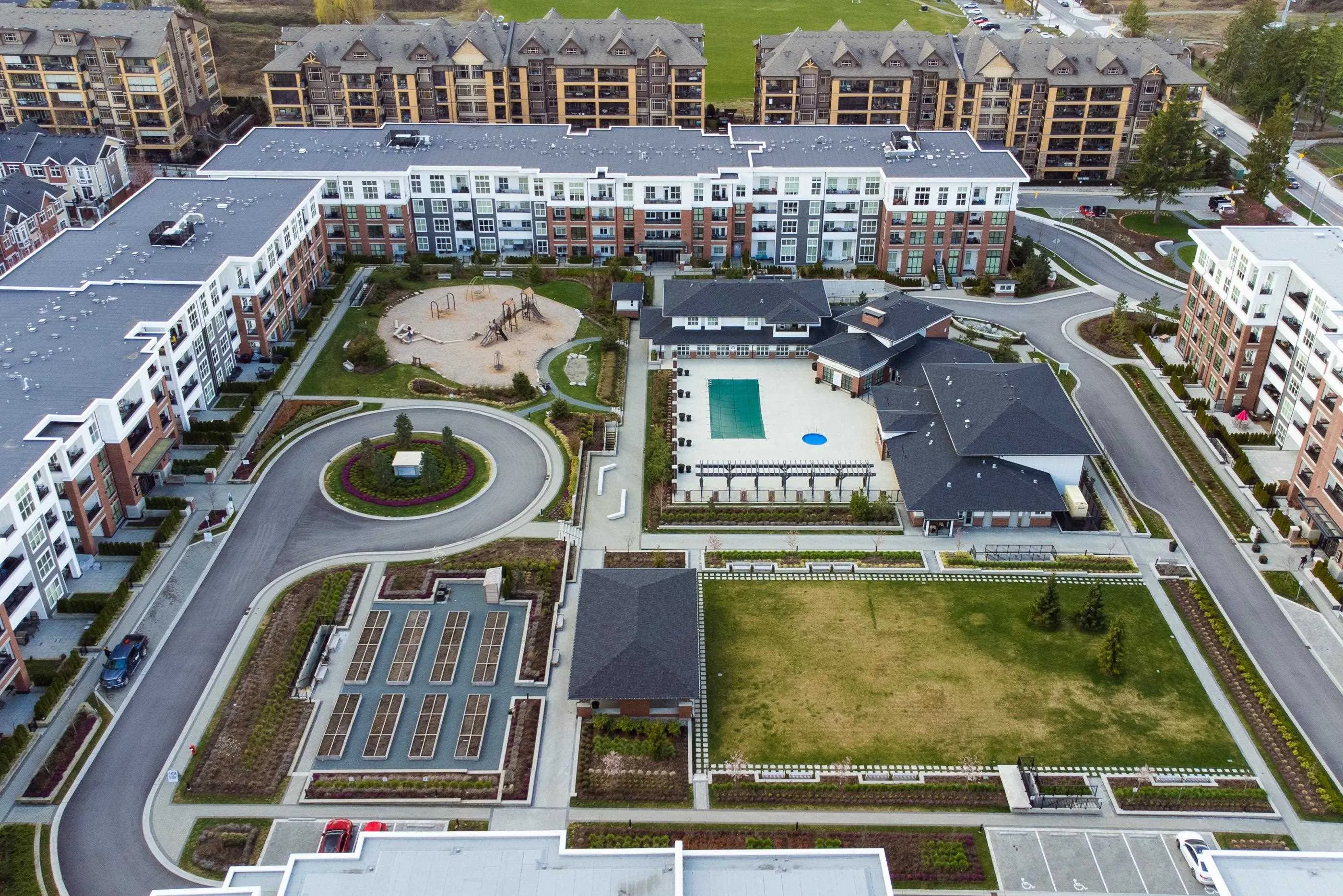 B319 8150 207 Street