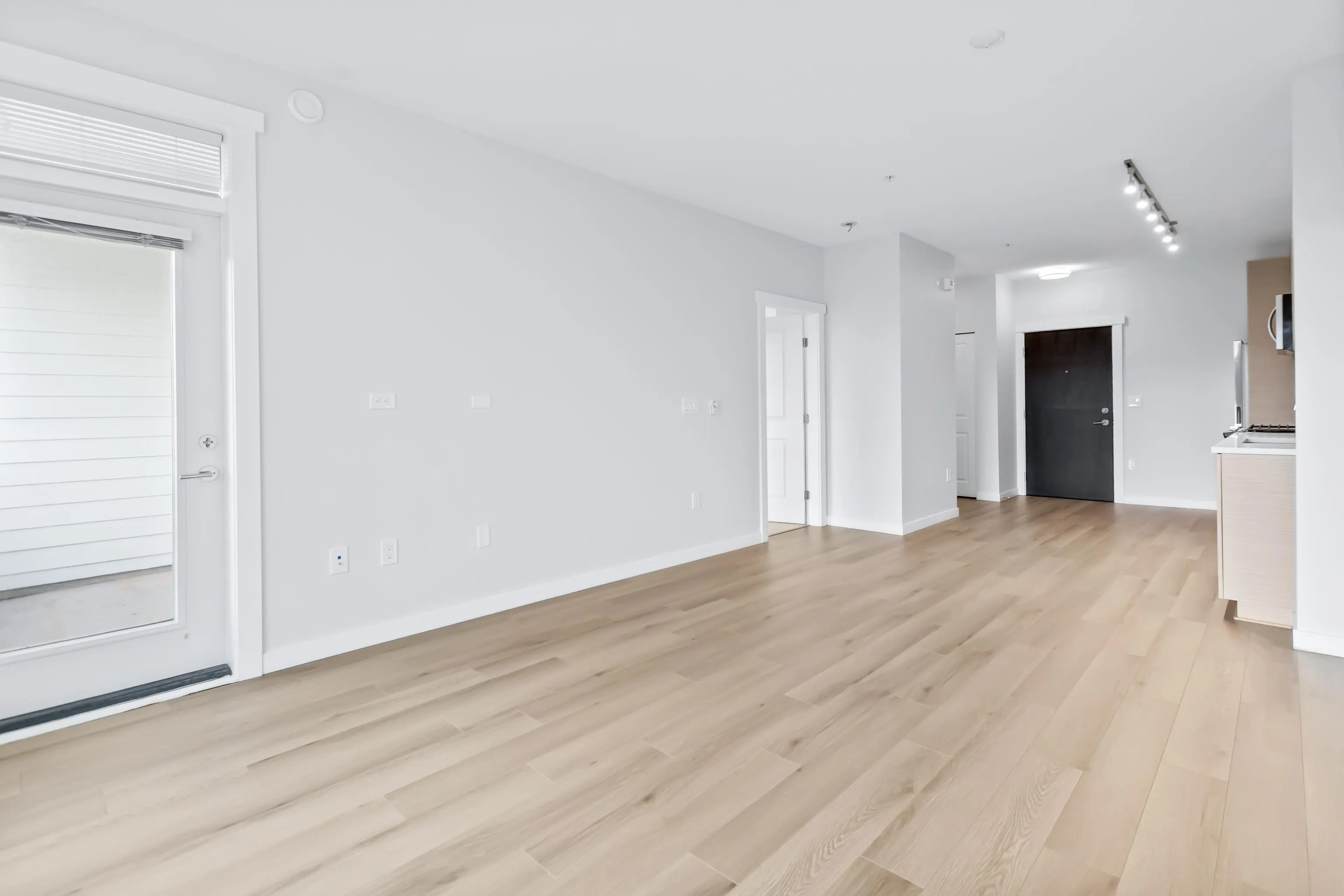 B319 8150 207 Street