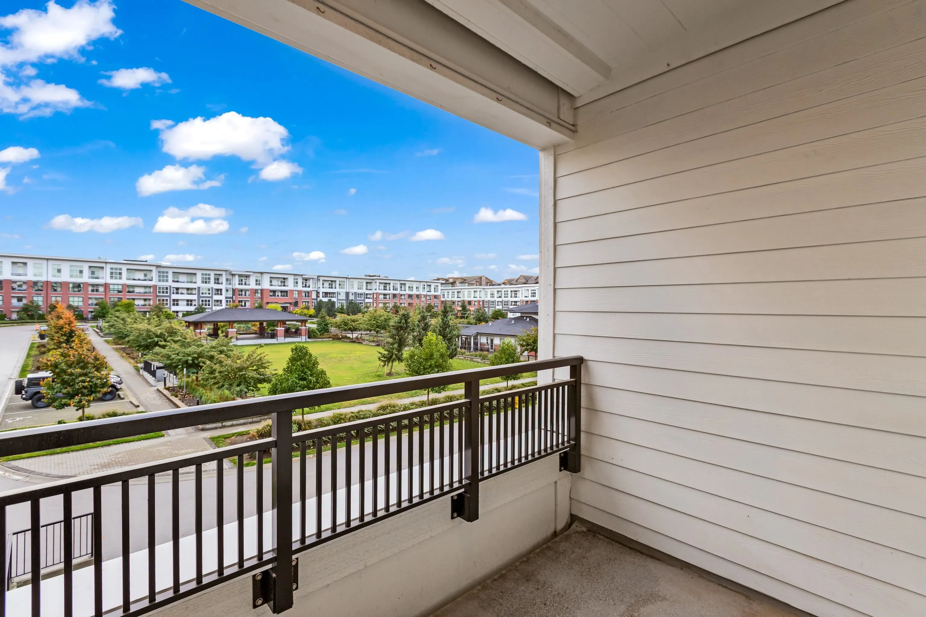 B319 8150 207 Street