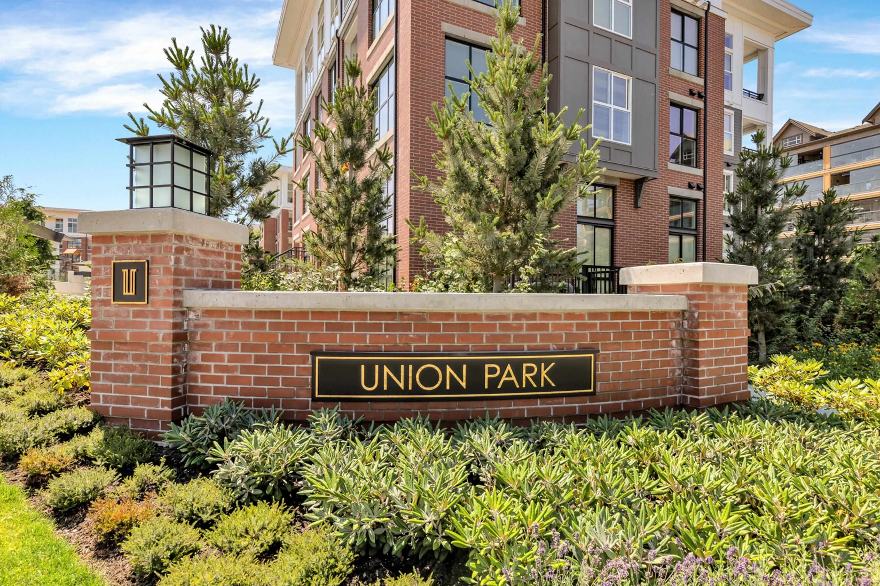 B319 8150 207 Street