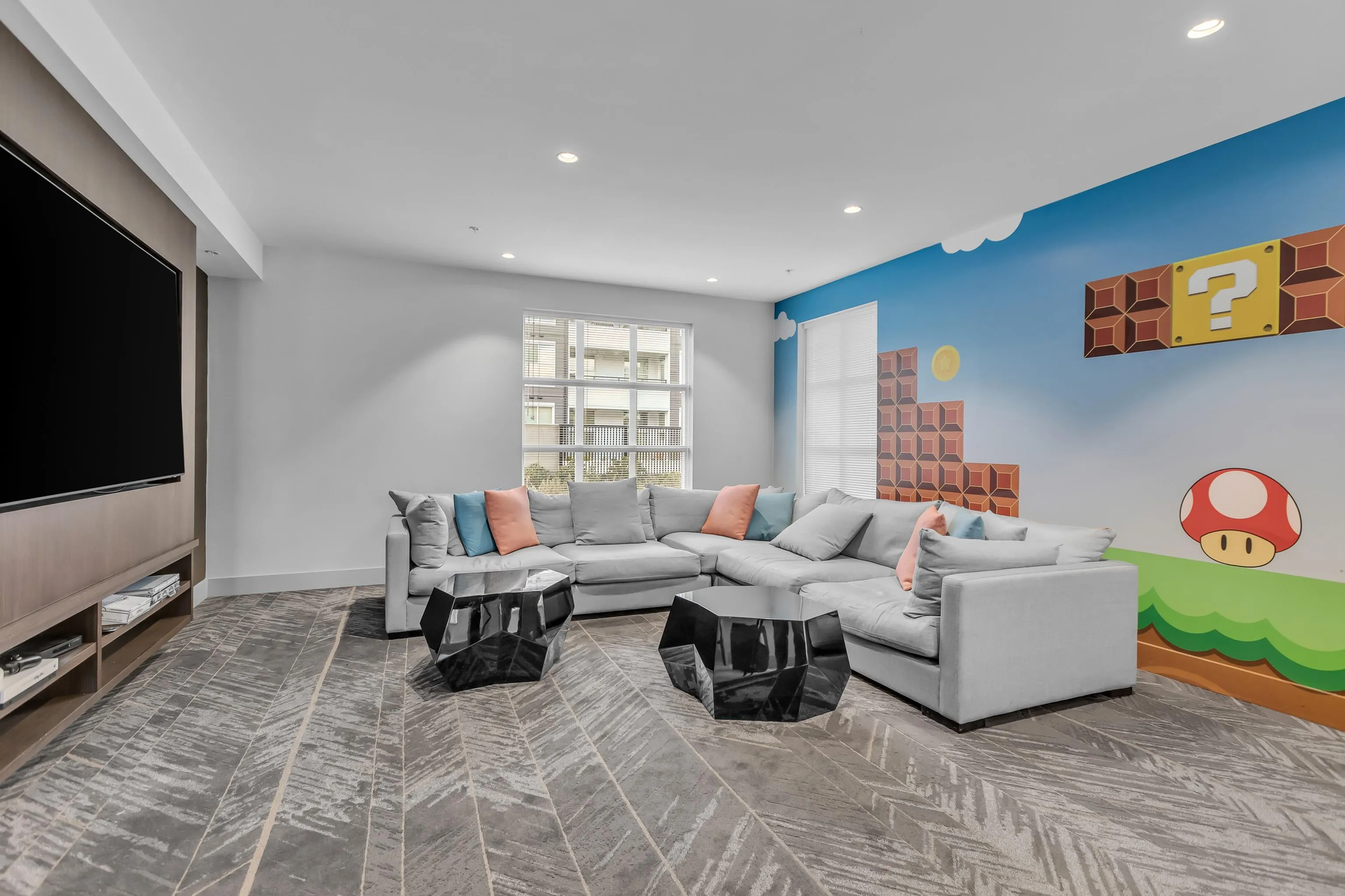 B319 8150 207 Street