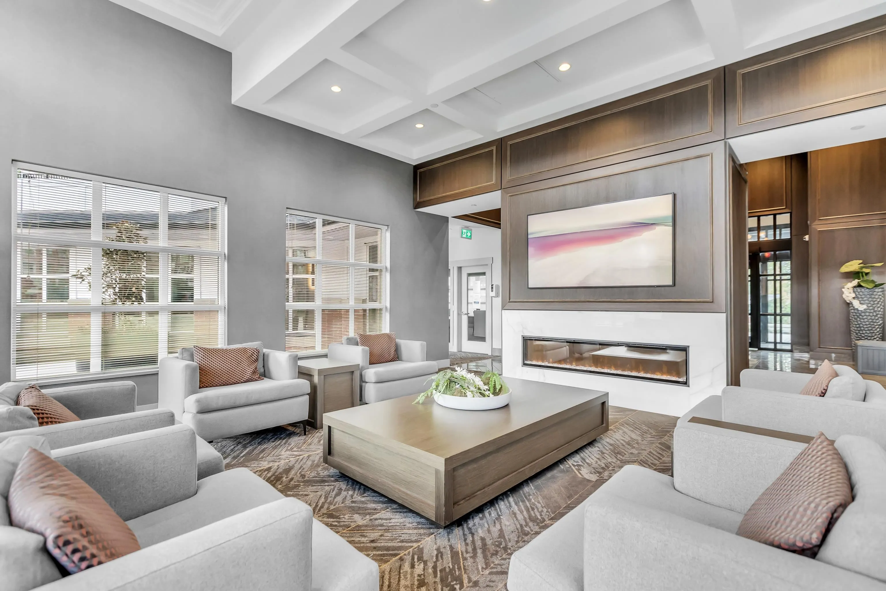 B319 8150 207 Street