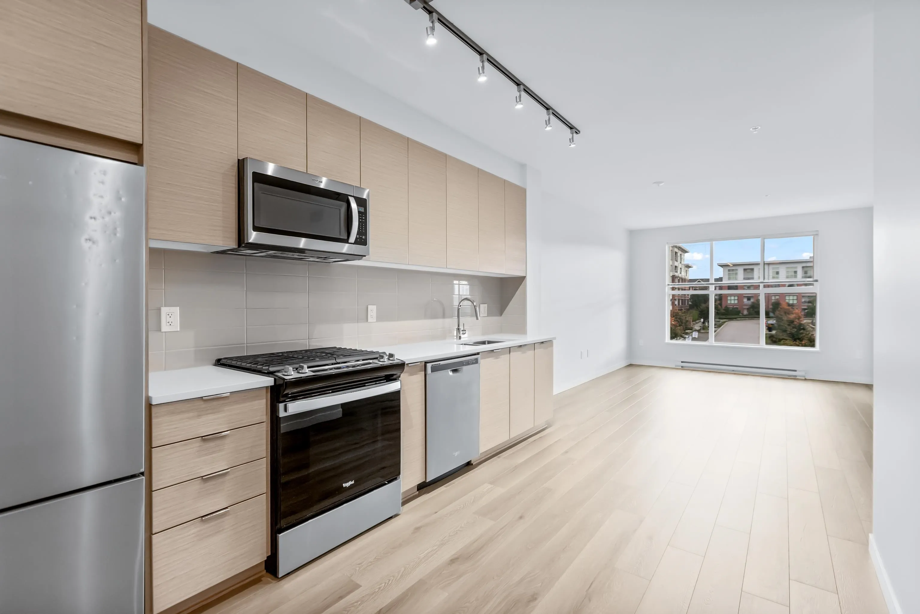 B319 8150 207 Street