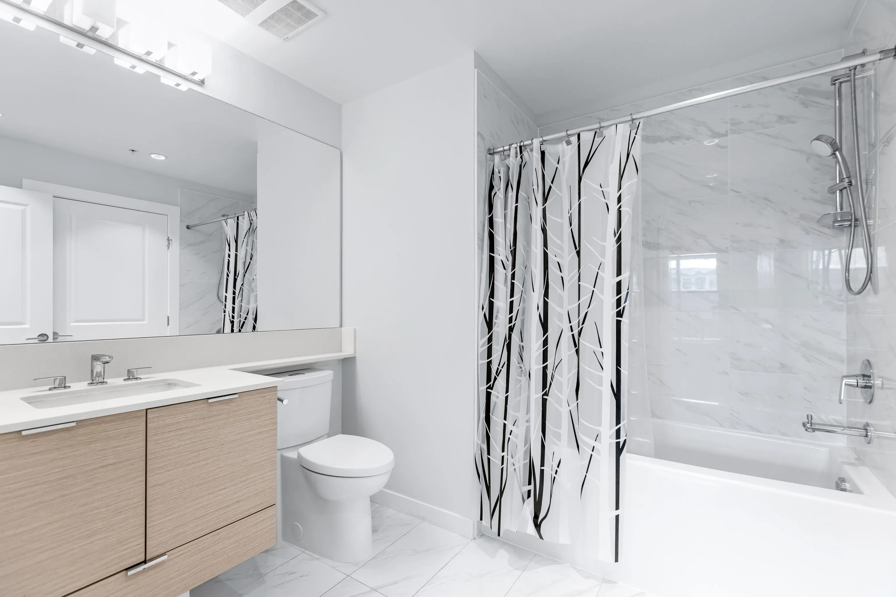 B319 8150 207 Street