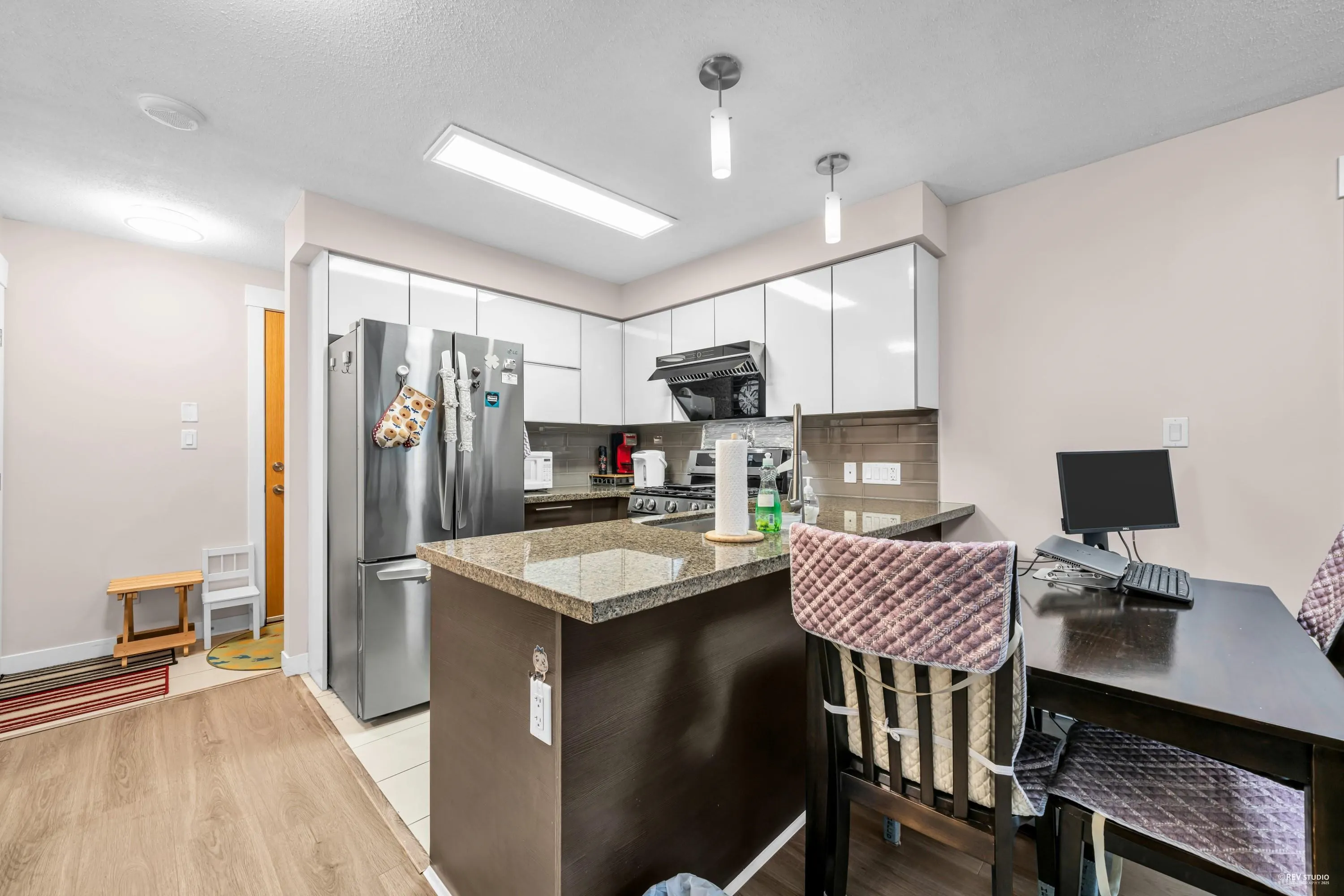 509 6733 Buswell Street