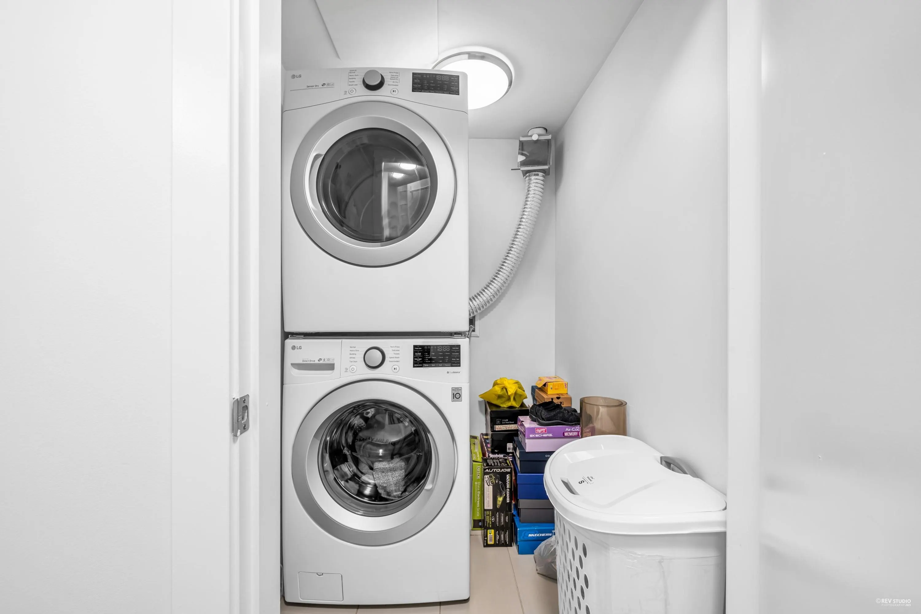 509 6733 Buswell Street