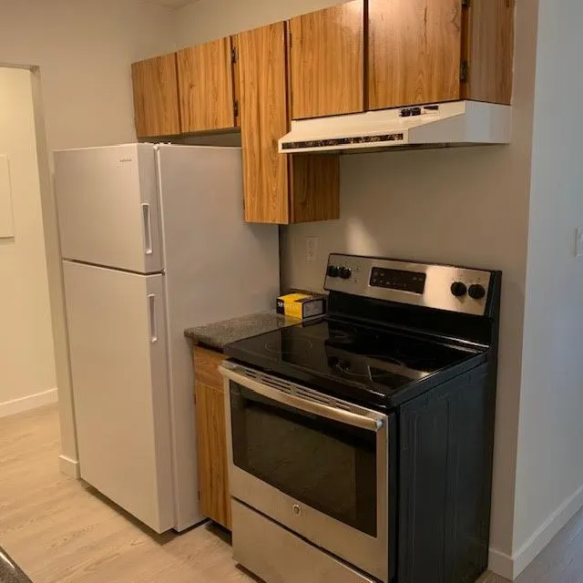 207 8700 Ackroyd Road