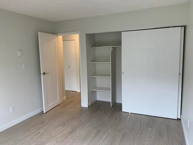 207 8700 Ackroyd Road