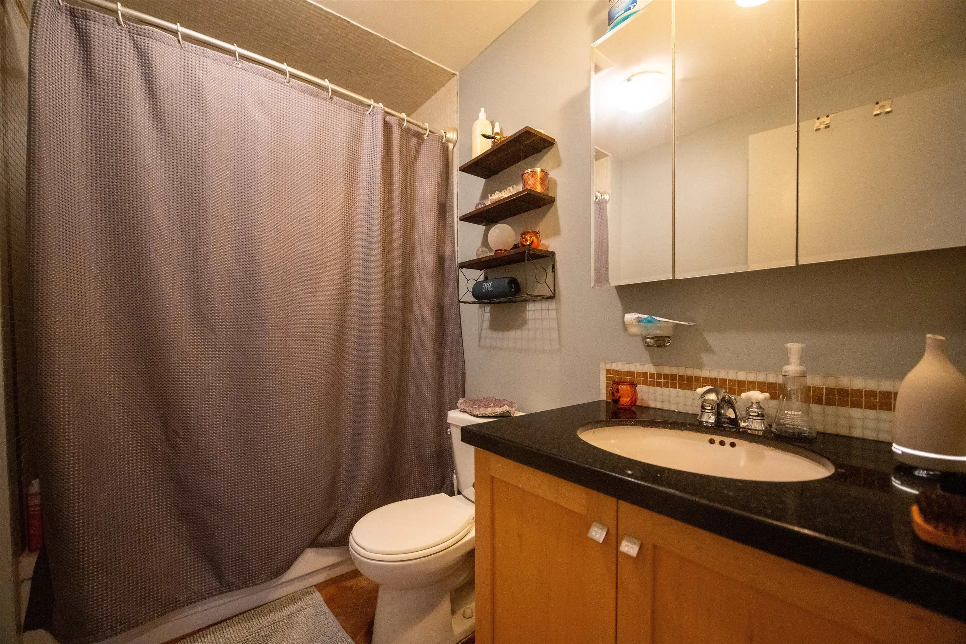 1119 Pendrell Street