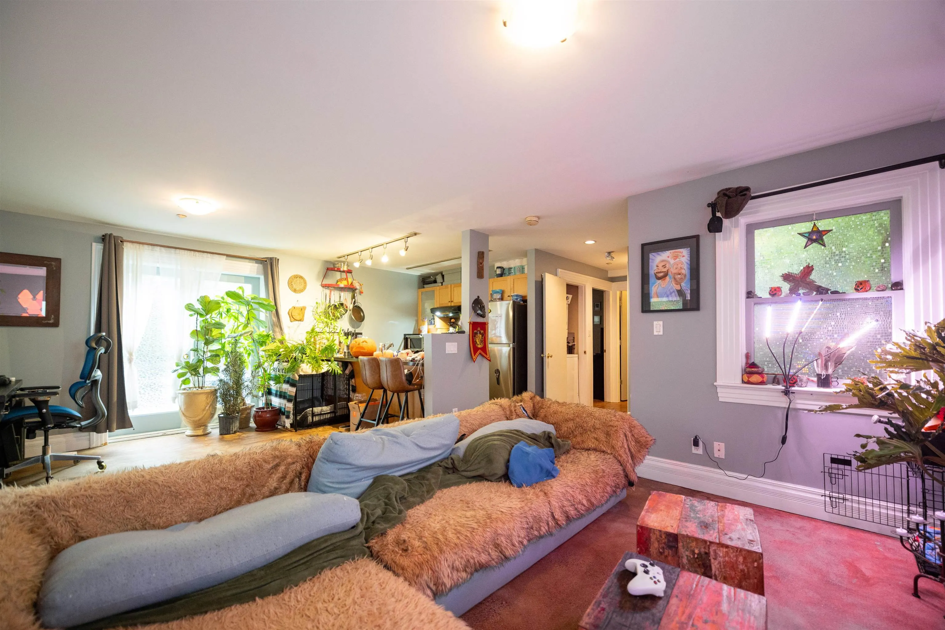 1119 Pendrell Street