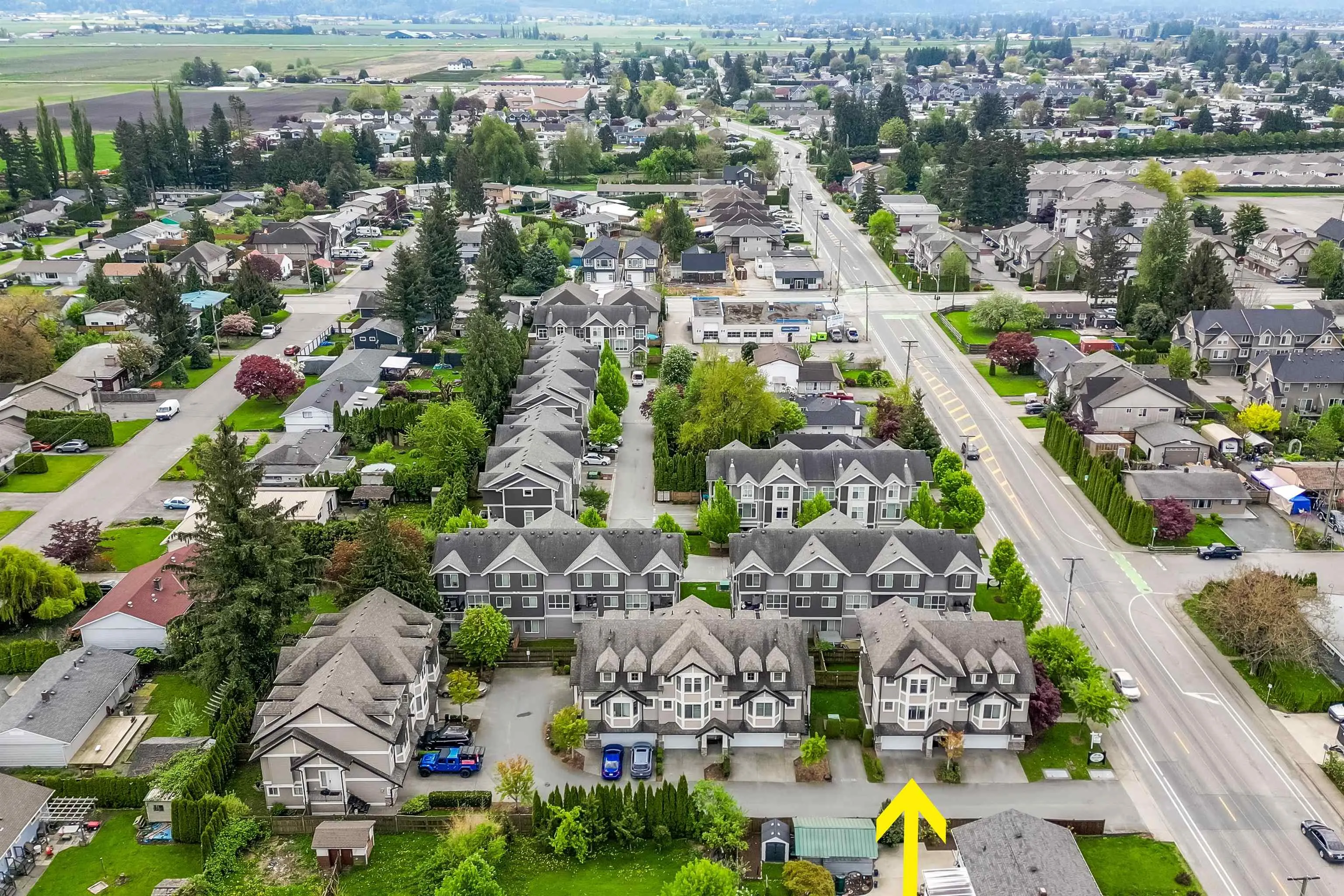 2 9280 Broadway Street