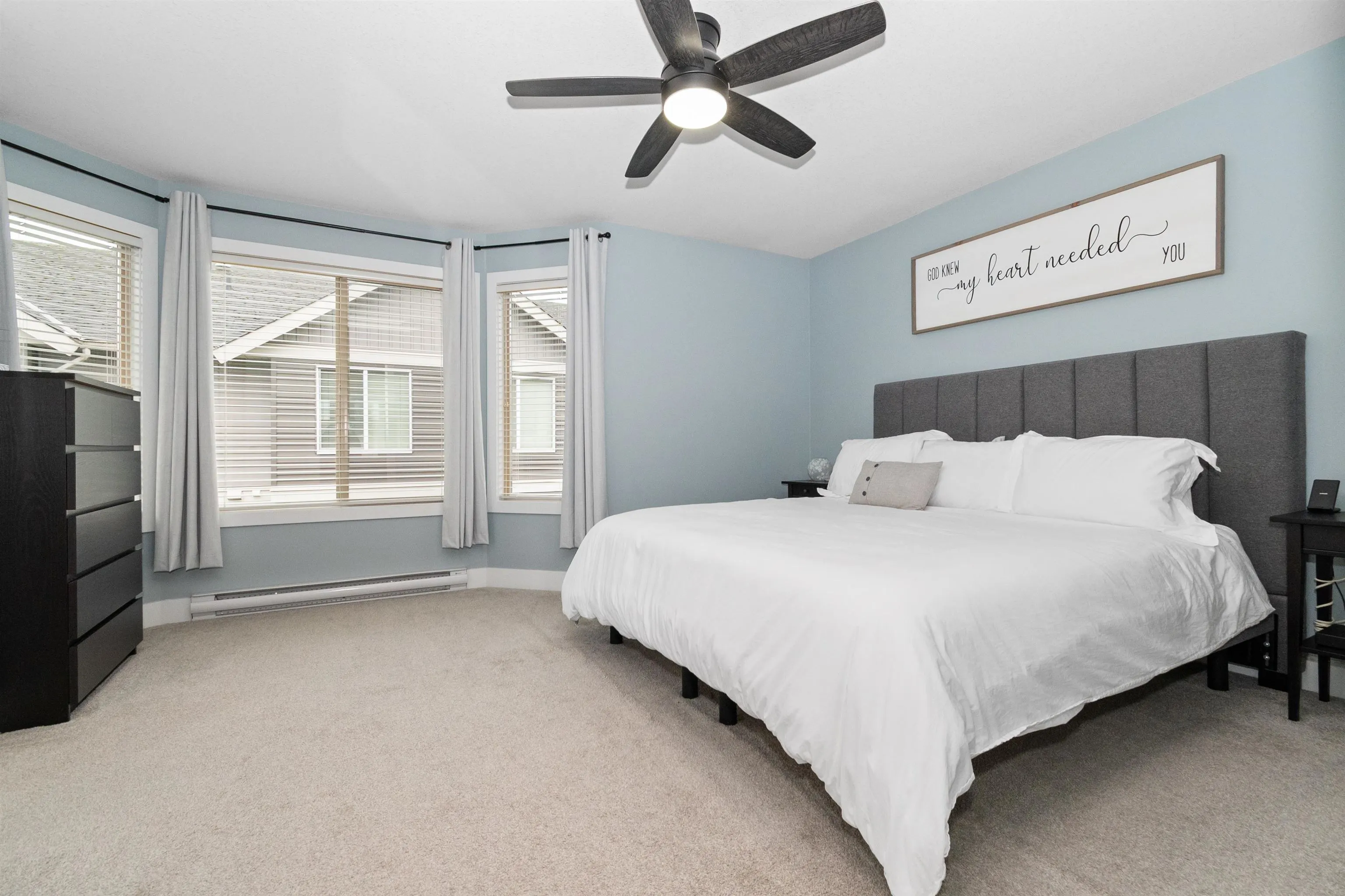 2 9280 Broadway Street