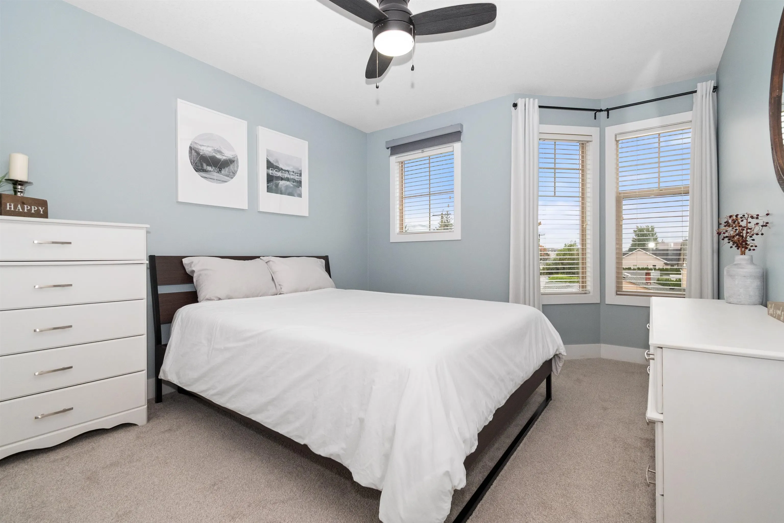 2 9280 Broadway Street