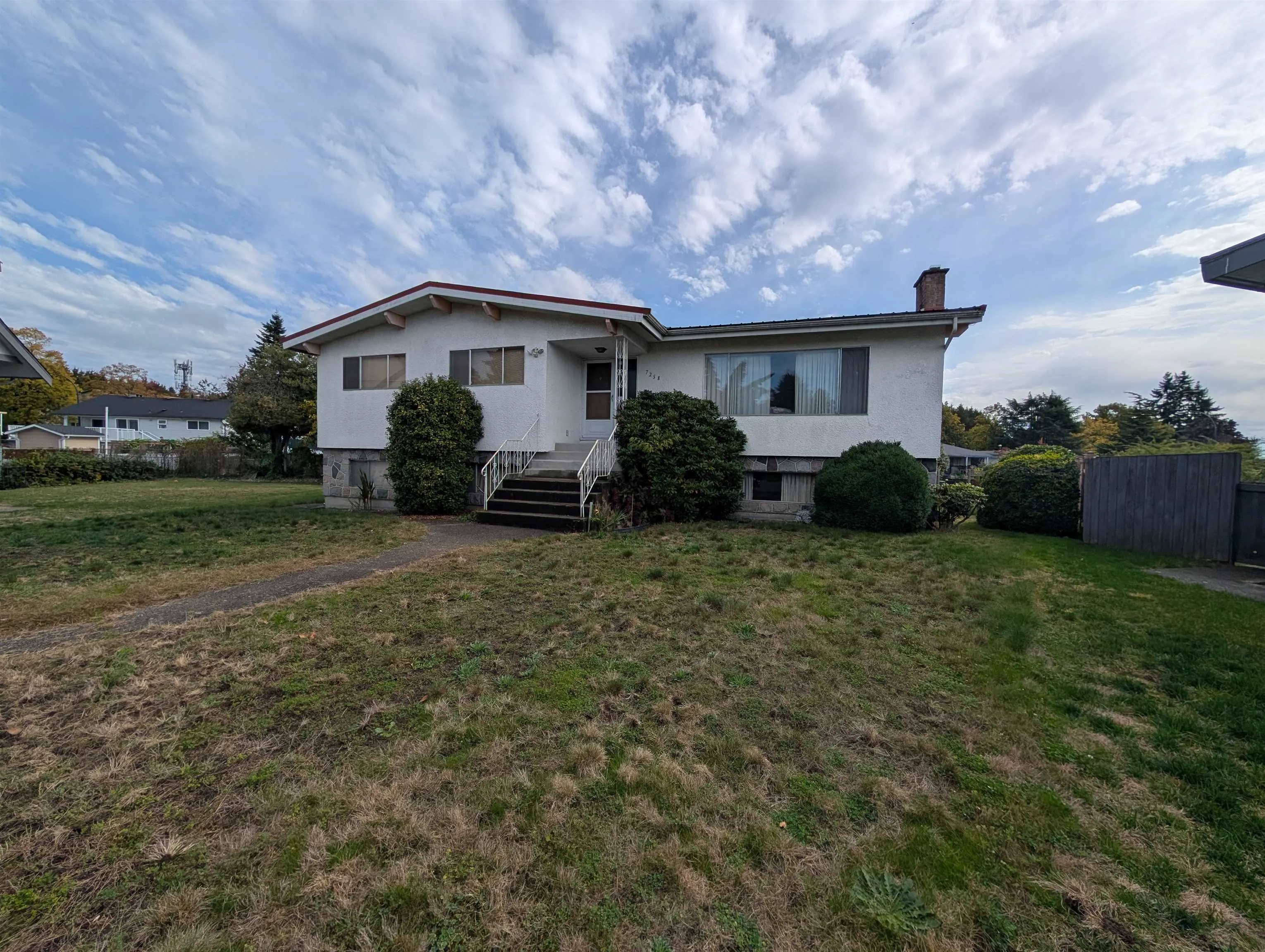 7258 Lancaster Place