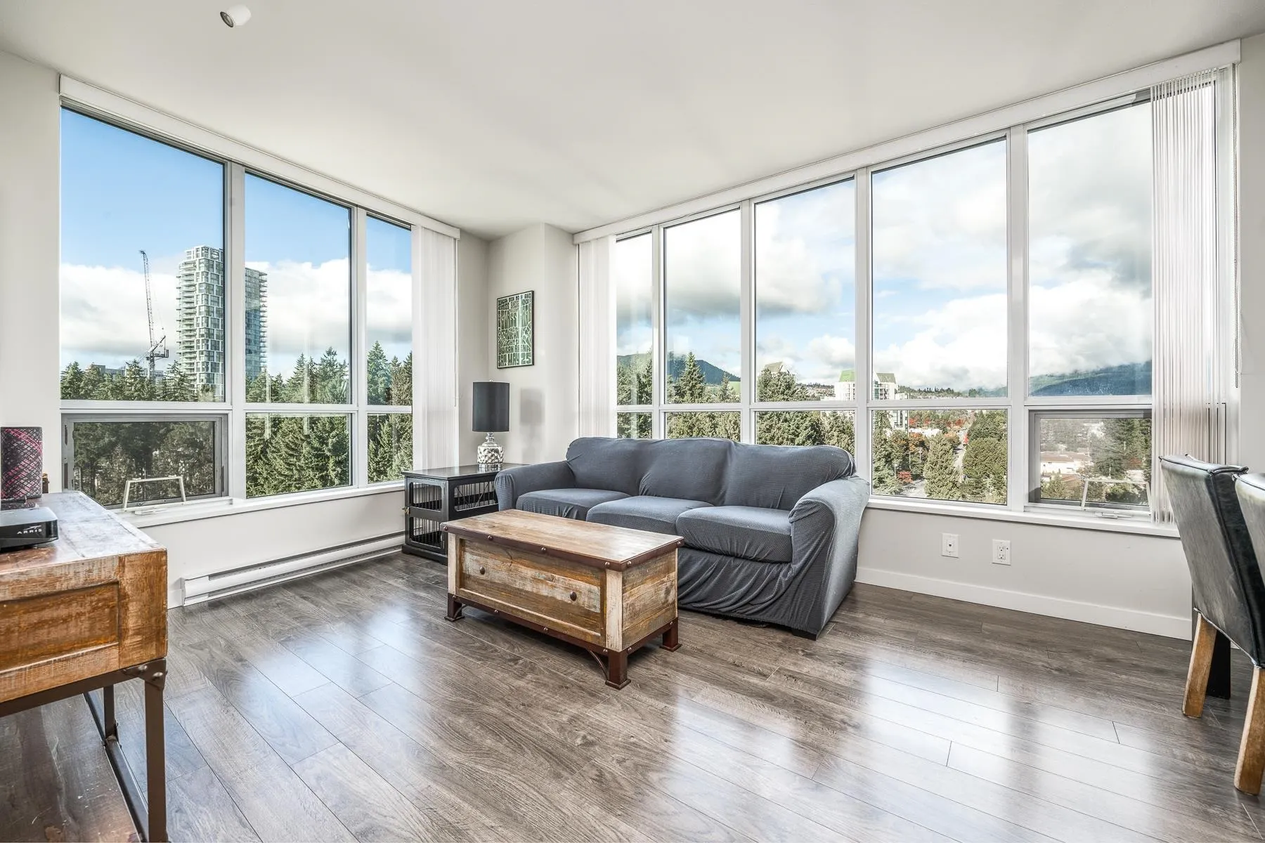 1508 3093 Windsor Gate